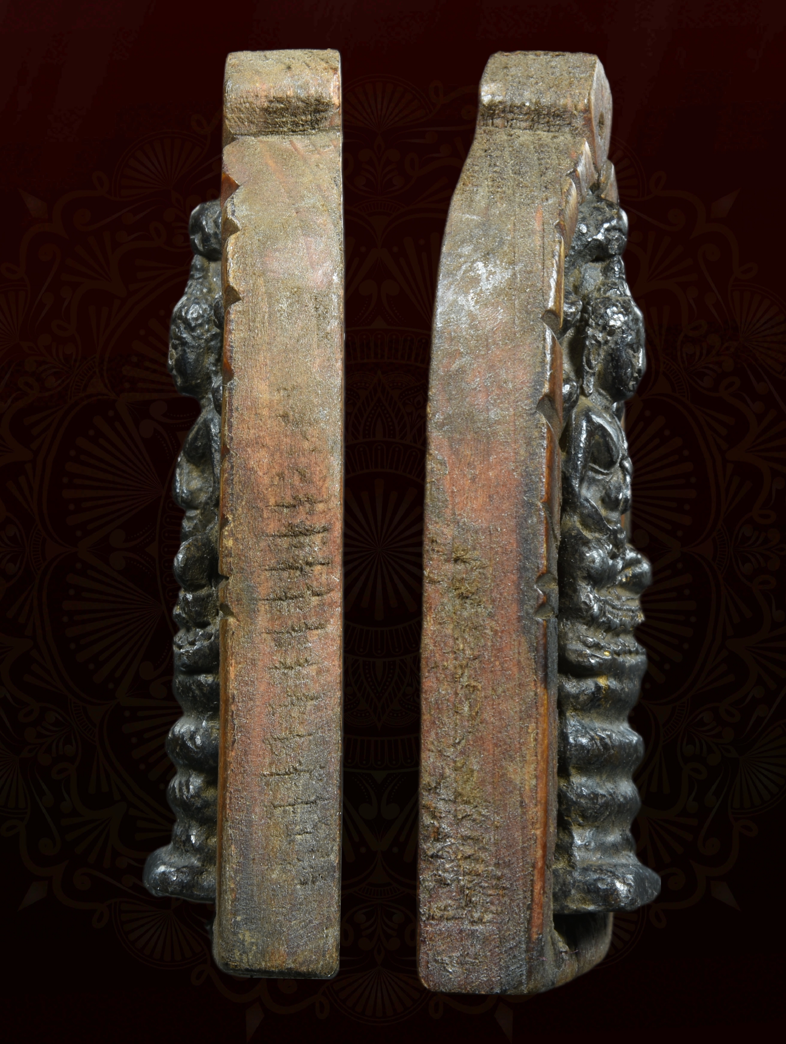 พระปางนาคปรก เนื้อชินตะกั่วฝังกรอบไม้