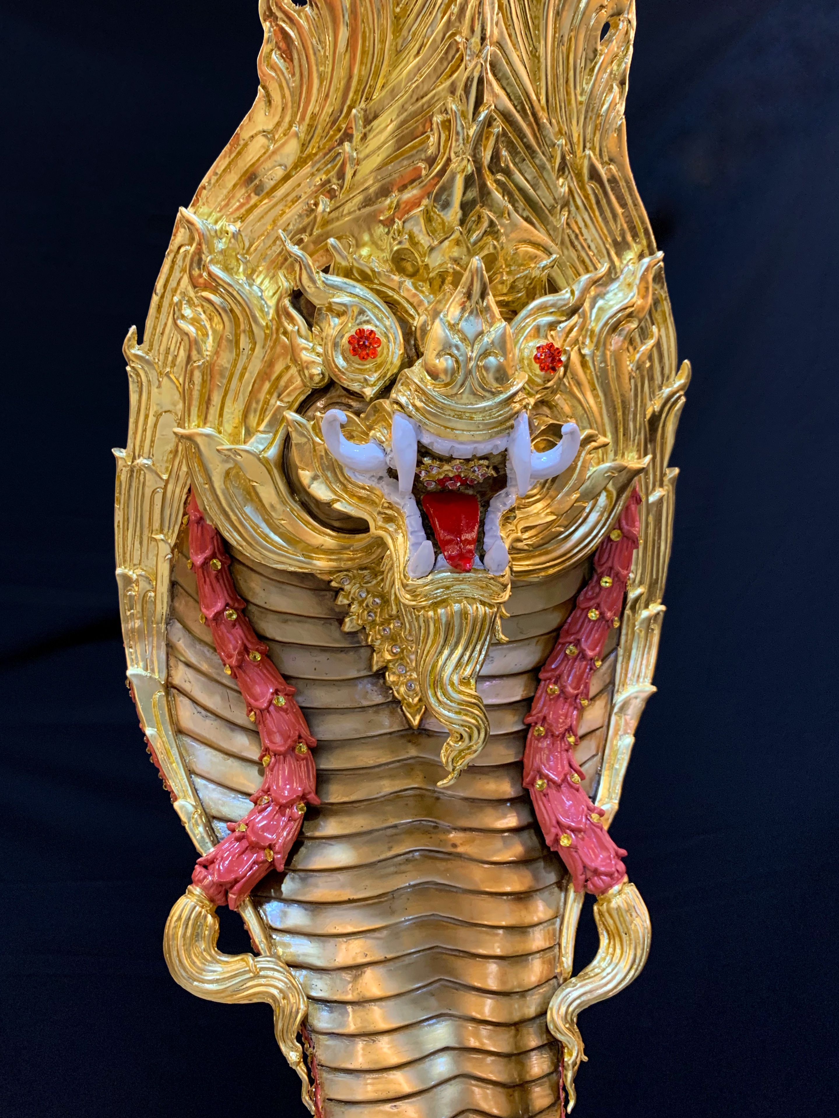 พญานาค สูง 149 cm.