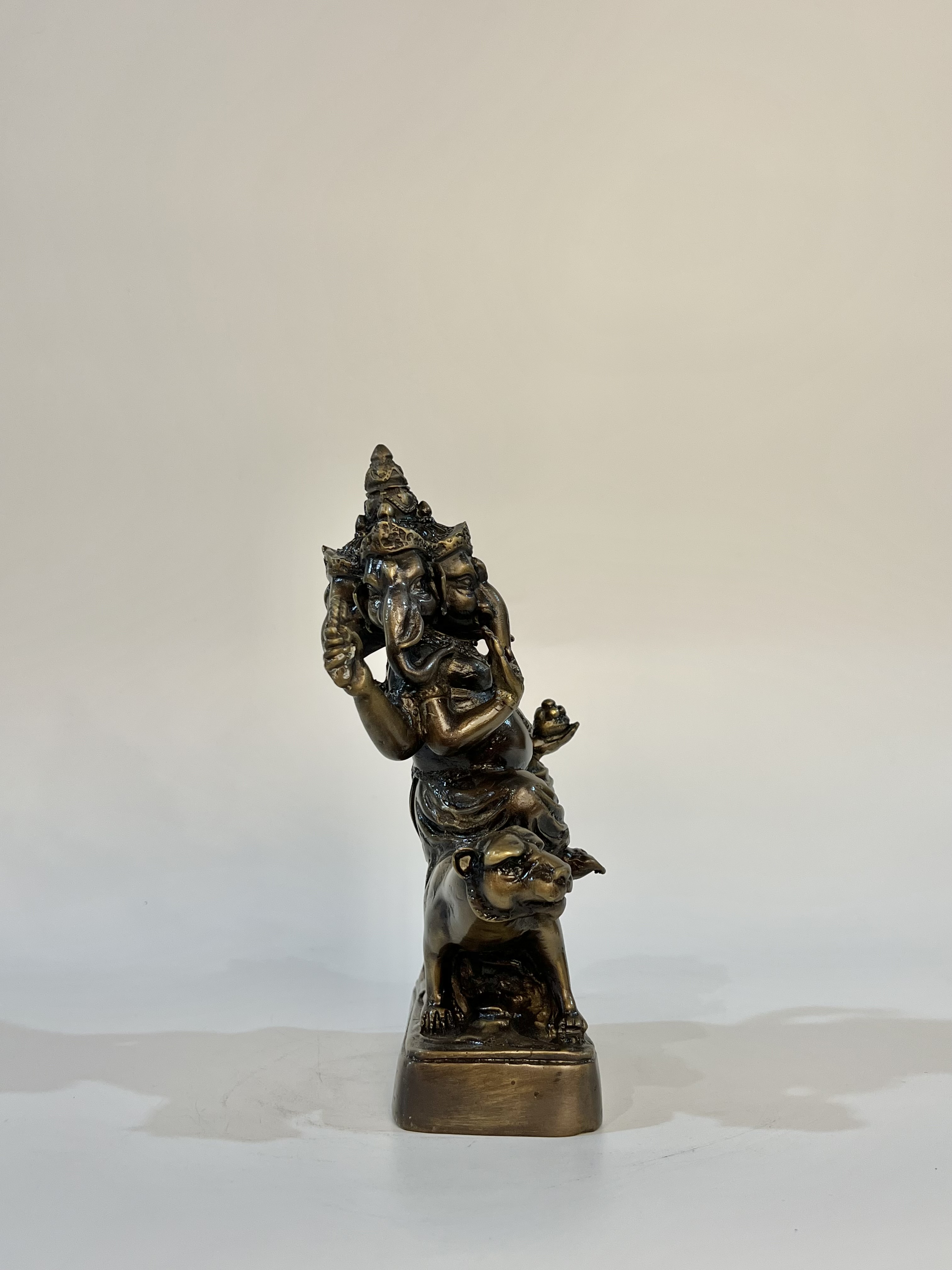 พระพิฆเนศ นั่งเสือ หน้าตัก 4 นิ้ว