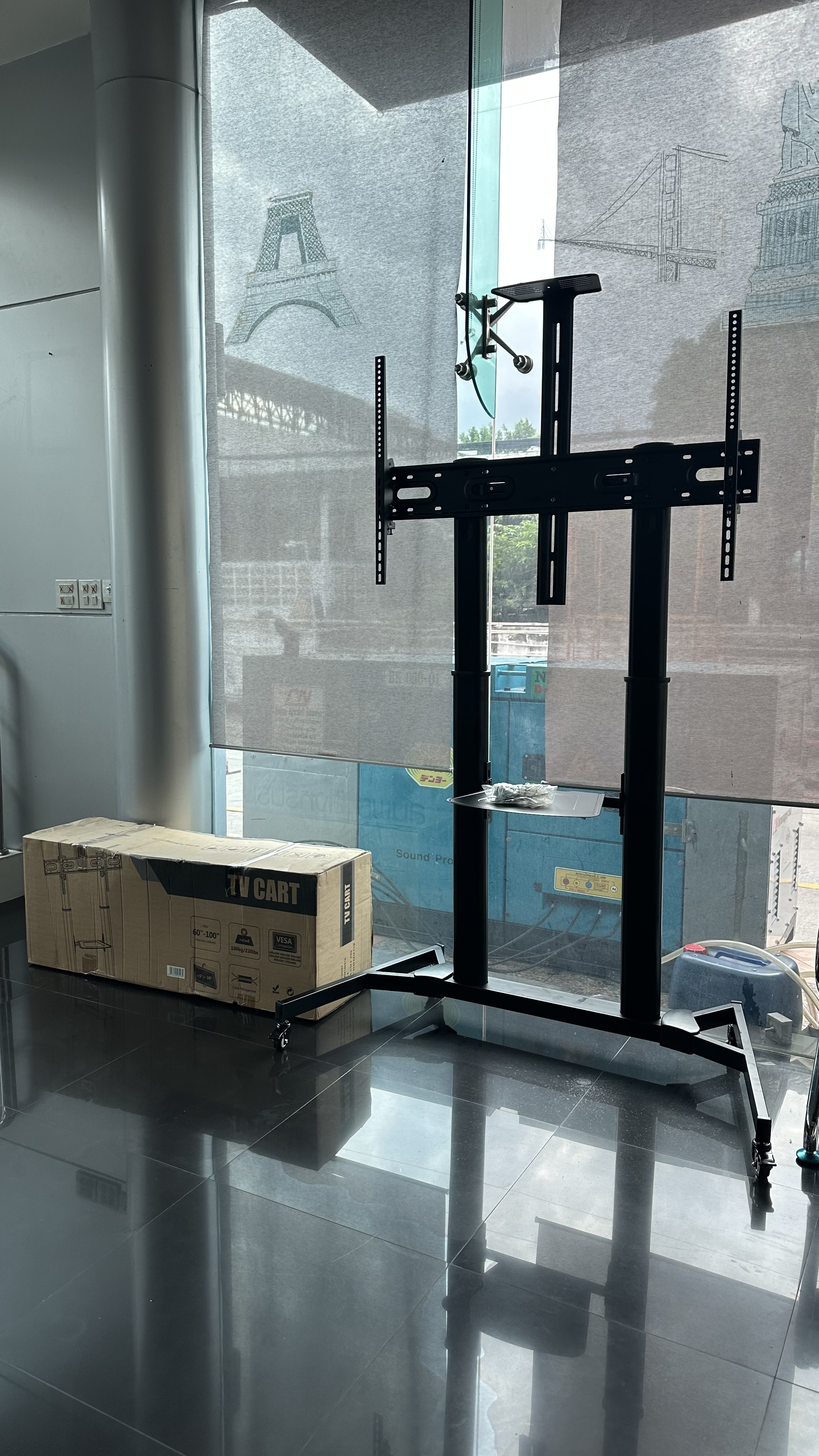 JMTVSTAND SM60100 ขาตั้งพื้นทีวีมีล้อเลื่อน(TV Stand)เหล็กหนา(สีดำ) แข็งแรง ปรับความสูง/ต่ำแบบ Spring Lock รองรับทีวีขนาด 60"-100" นิ้ว0964746498