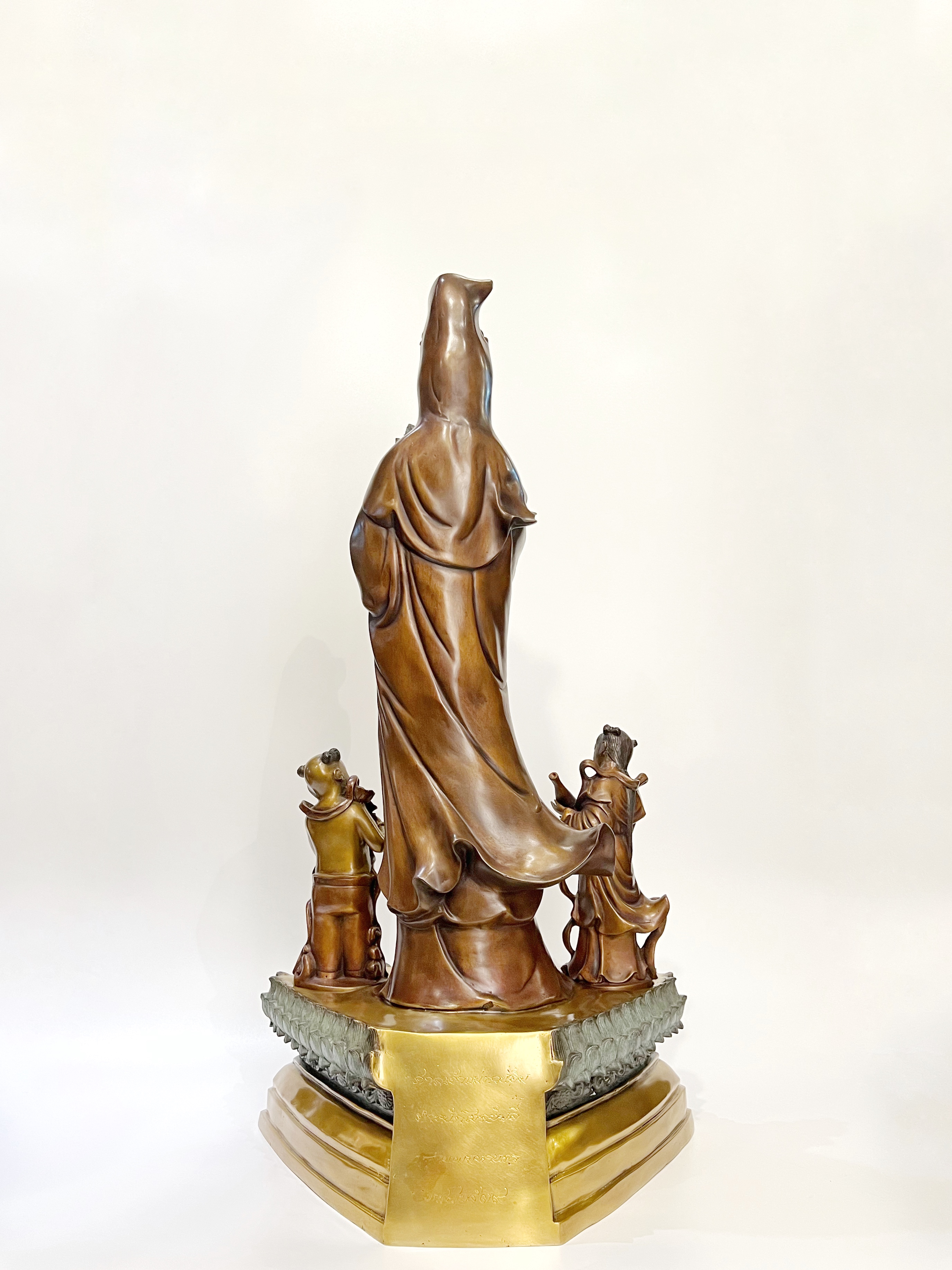 พระโพธิสัตว์กวนอิม ศาลเจ้าแม่กวนอิม(ตำหนักโชคชัย4)