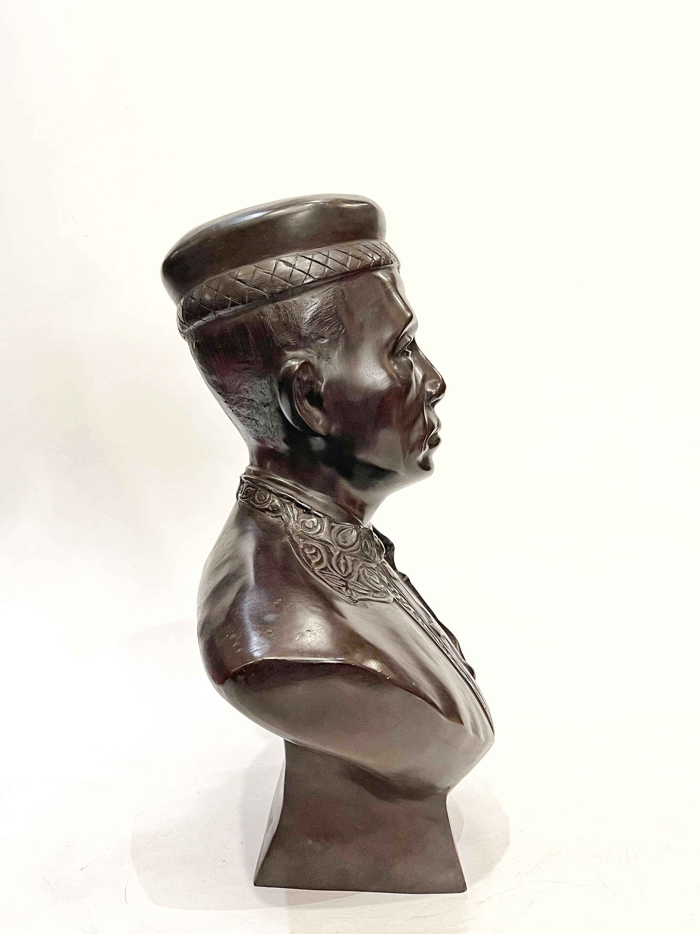 รัชกาลที่ 4 ครึ่งพระองค์