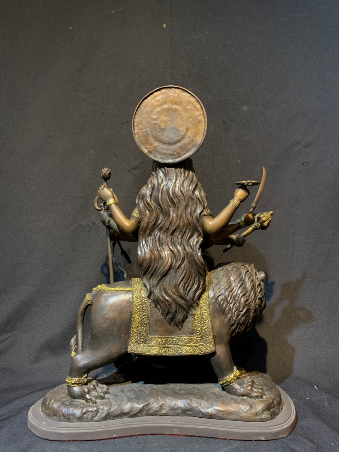 พระแม่ทุรคาทรงราชสีห์ (พระแม่อุมาขี่เสือ) หน้าตัก 9 นิ้ว