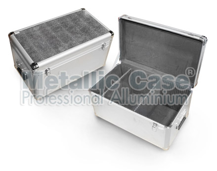 metalliccase 6083-10-5807 / กระเป๋าเครื่องมือ Insulation Tester Multi Meter and Ground Test (57x32x29 T1C7H3K1P3)