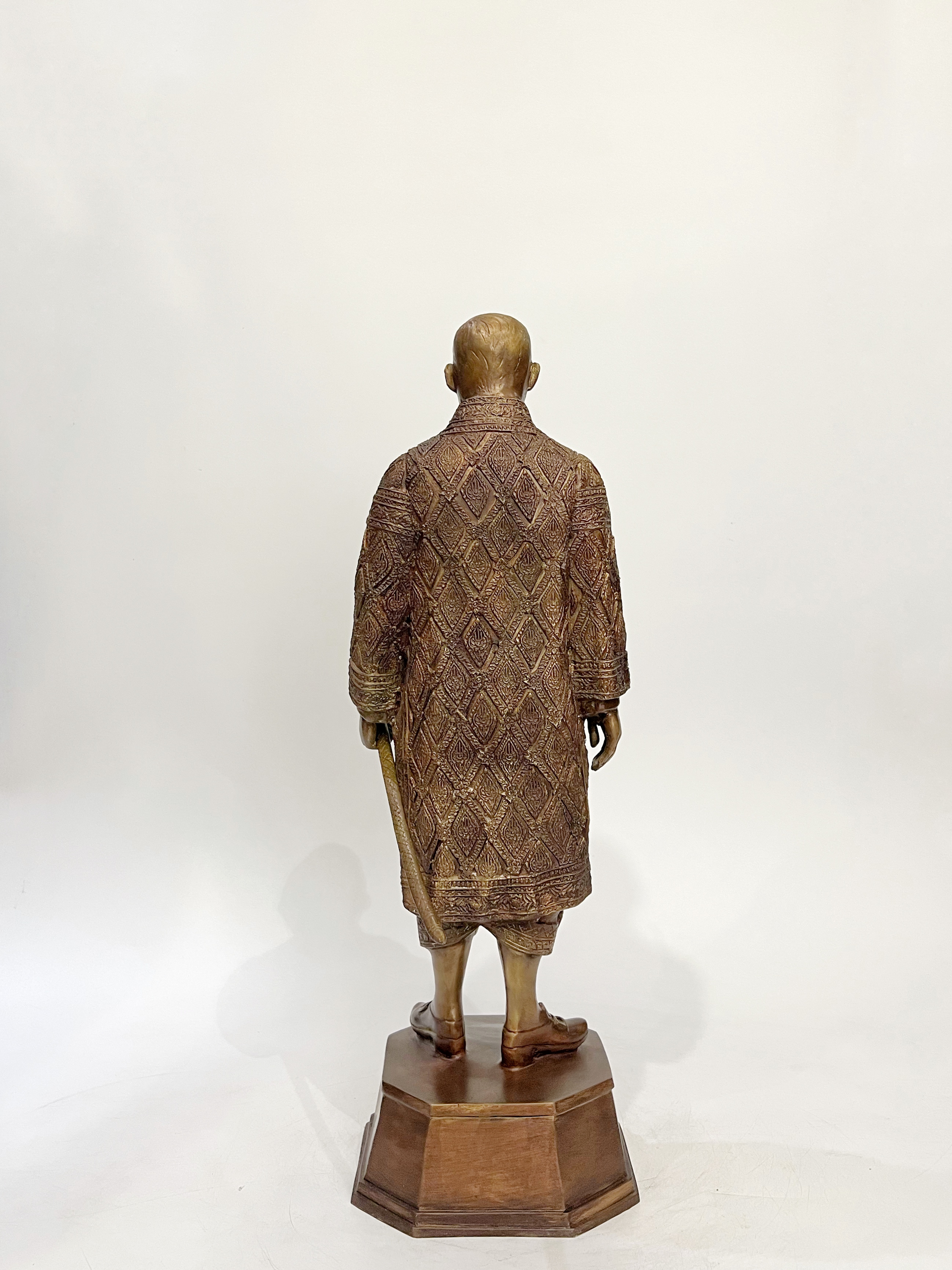 ประติมากรรมชุด 9 รัชกาล หน้าตัก 9 นิ้ว