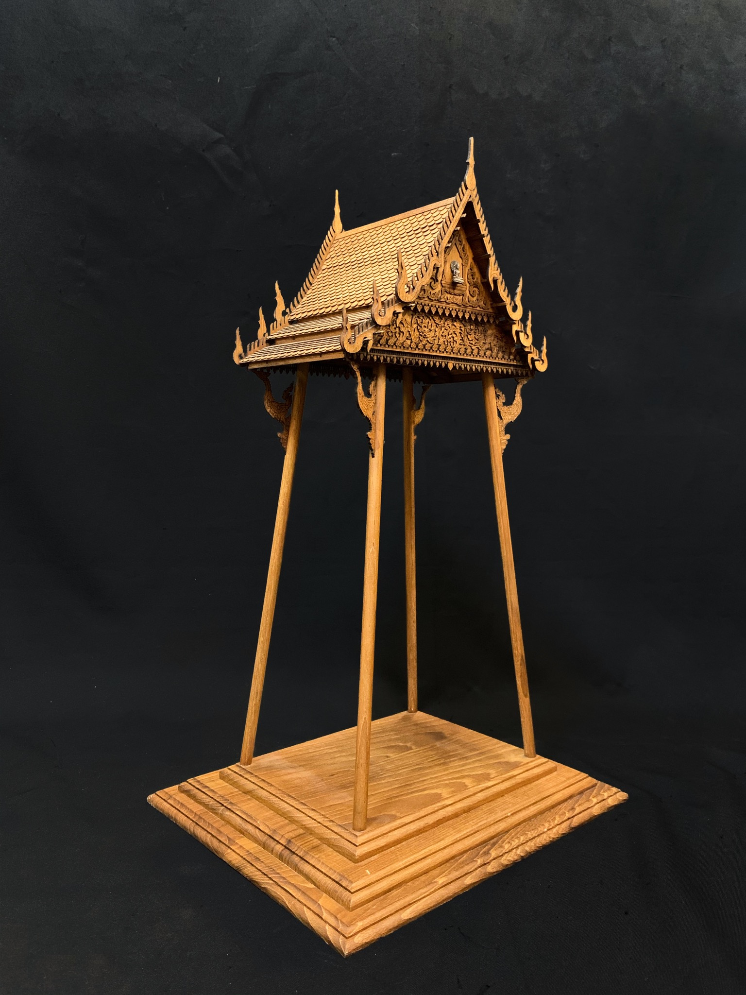 หอพระสี่เสา (ใหญ่)