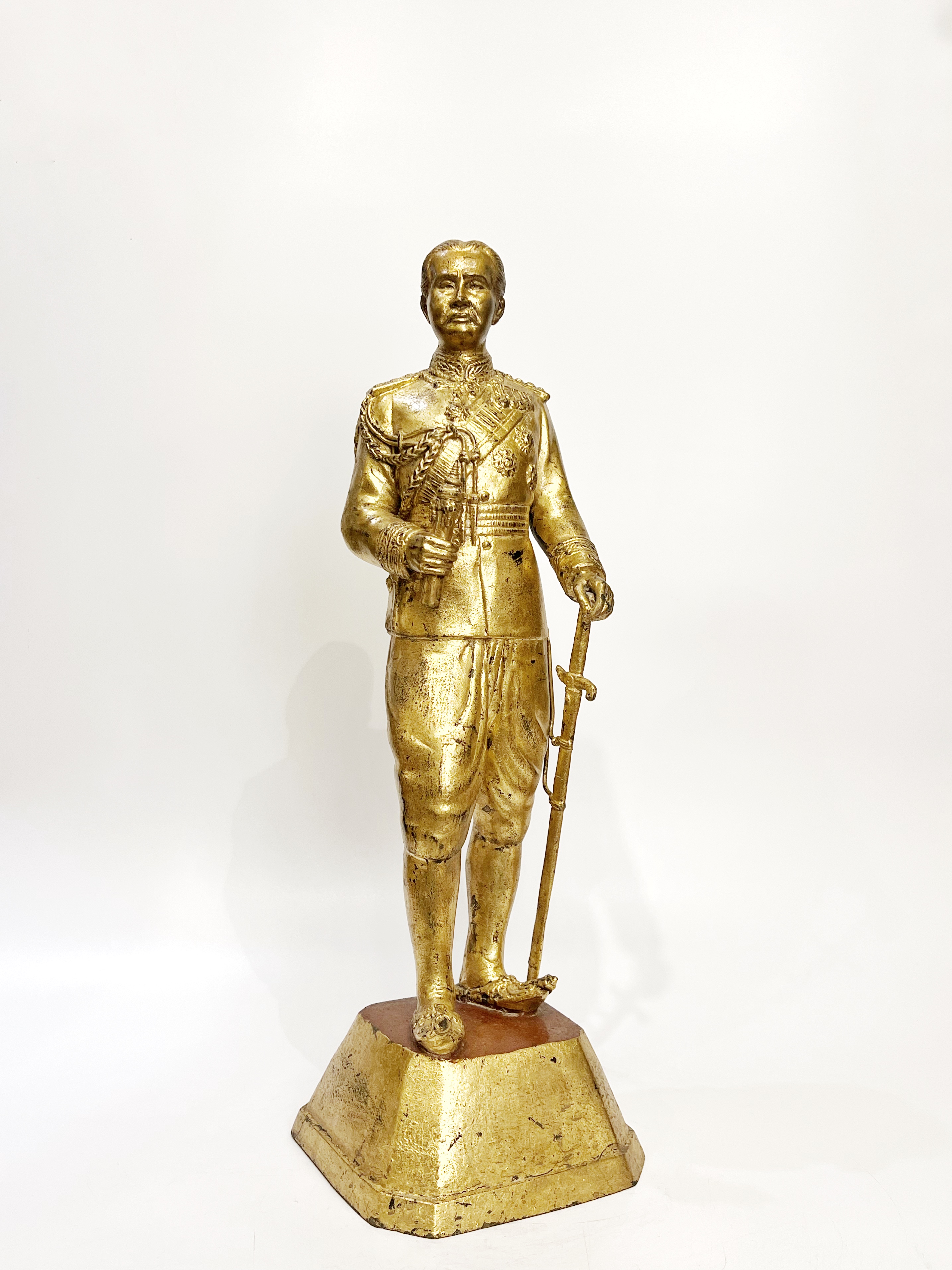 รัชกาลที่ 5 หน้าตัก 12 นิ้ว