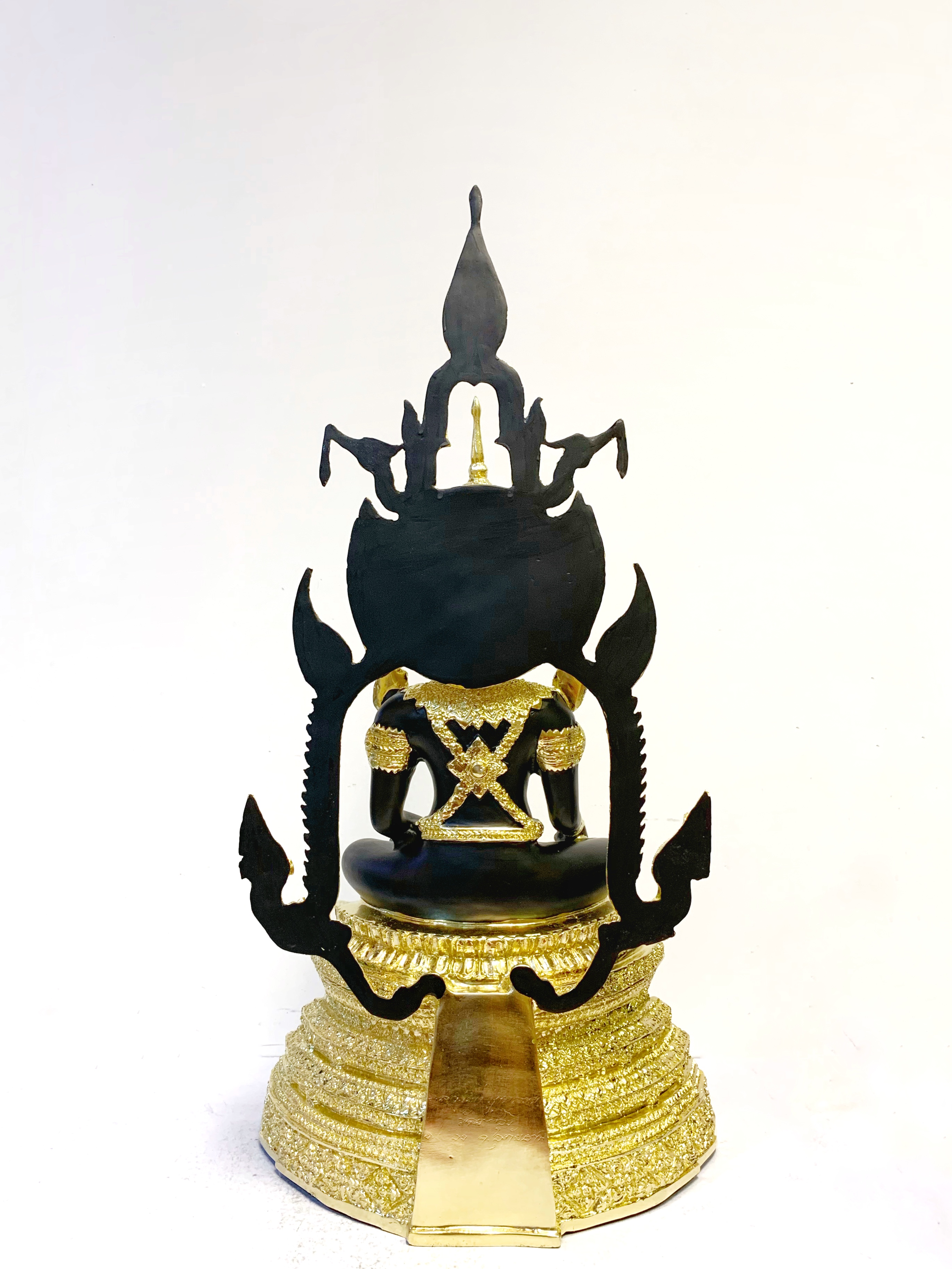 สมเด็จองค์ปฐม หน้าตัก 9 นิ้ว