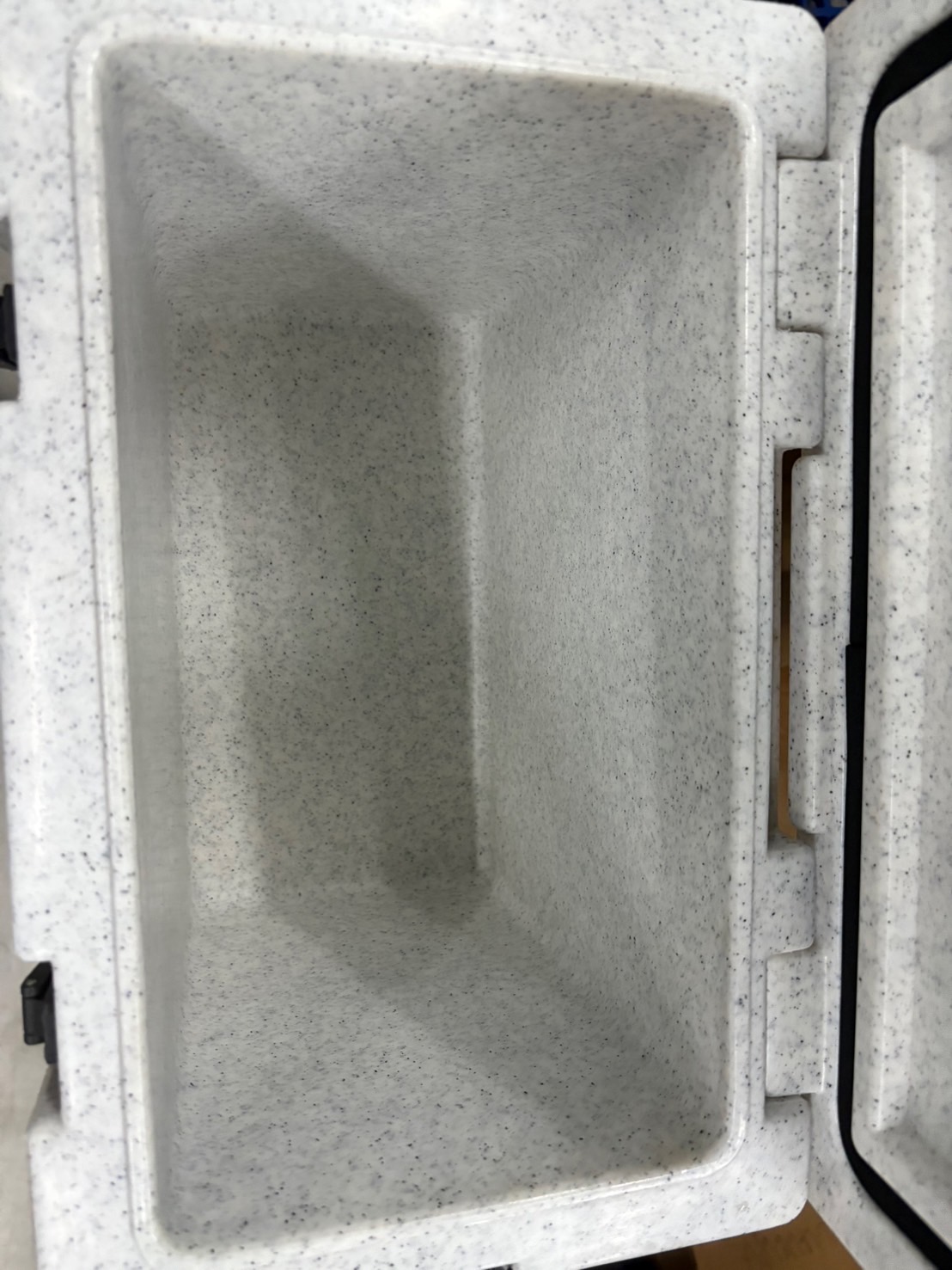 ถังเก็บความเย็น Dometic Cool Ice Box WCI 13
