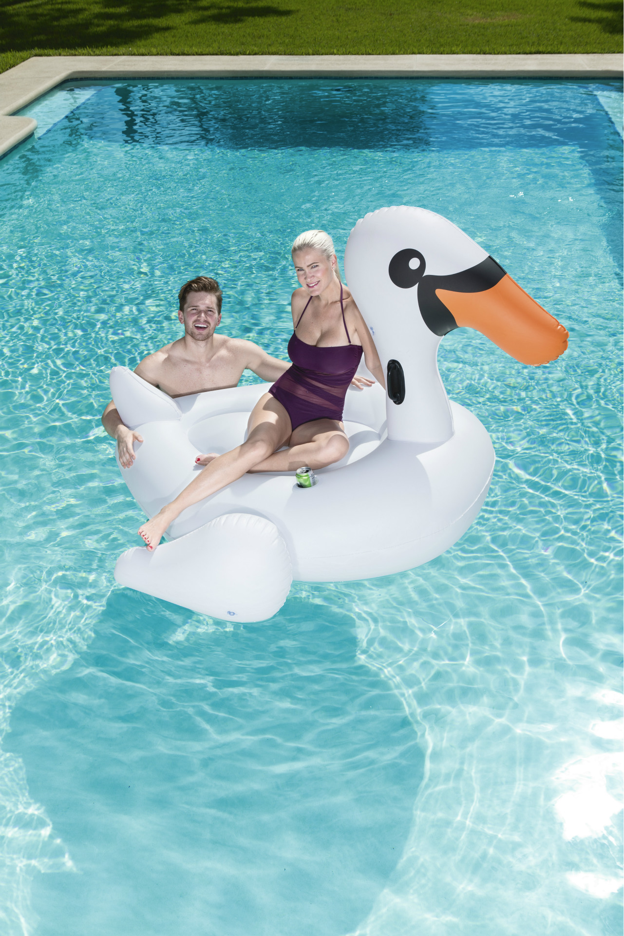 Bestway ห่วงยางหงส์ขาว ปากส้ม พร้อมที่วางแก้ว Inflatable Bestway White Swan with Cup Holder Pool Float