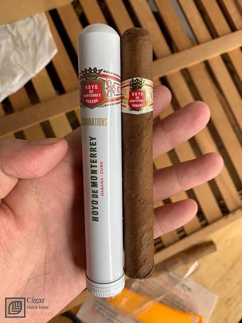 hoyo de monterrey coronations "5x42"