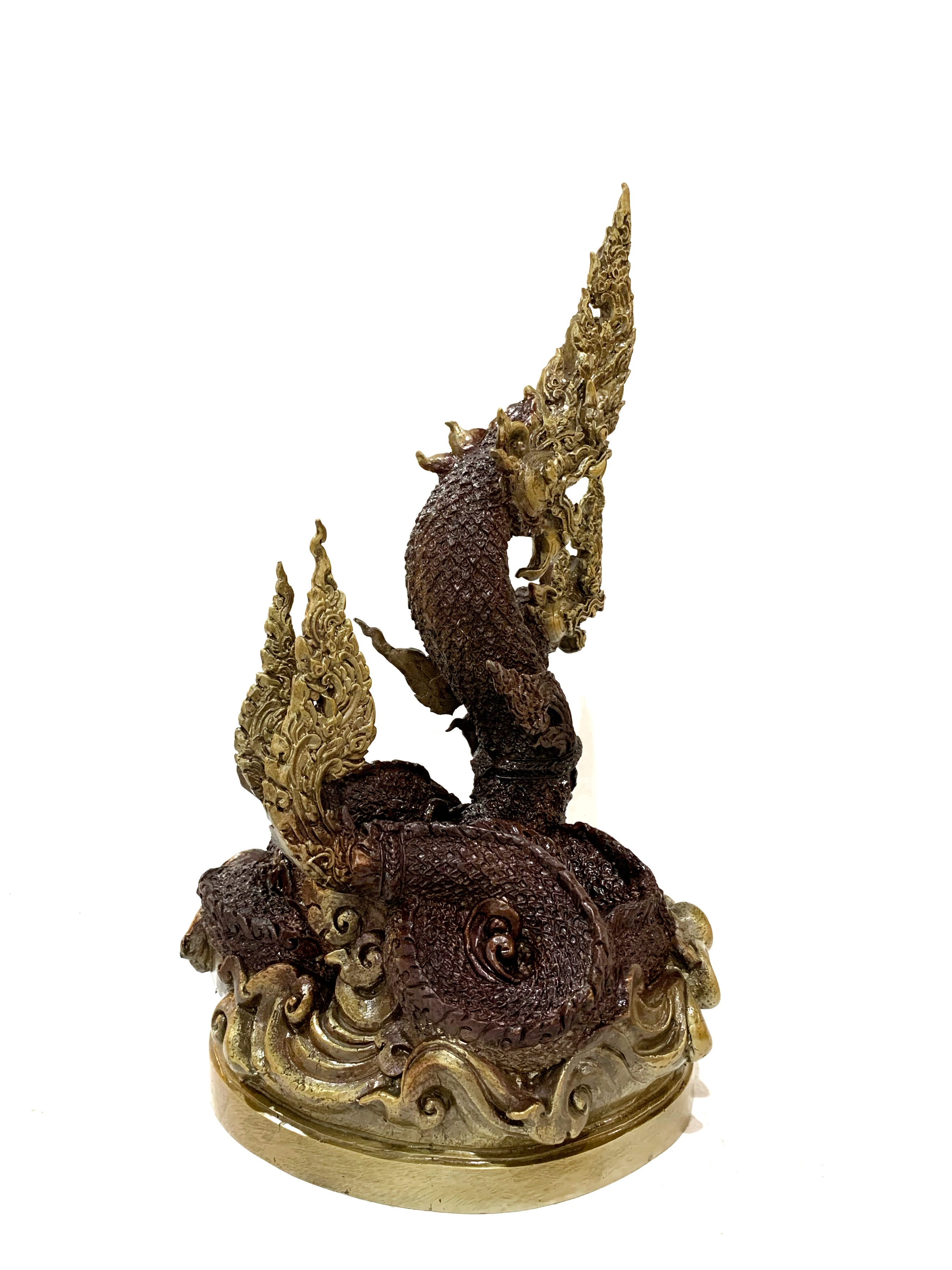 พญานาคเกี้ยวเรียกทรัพย์