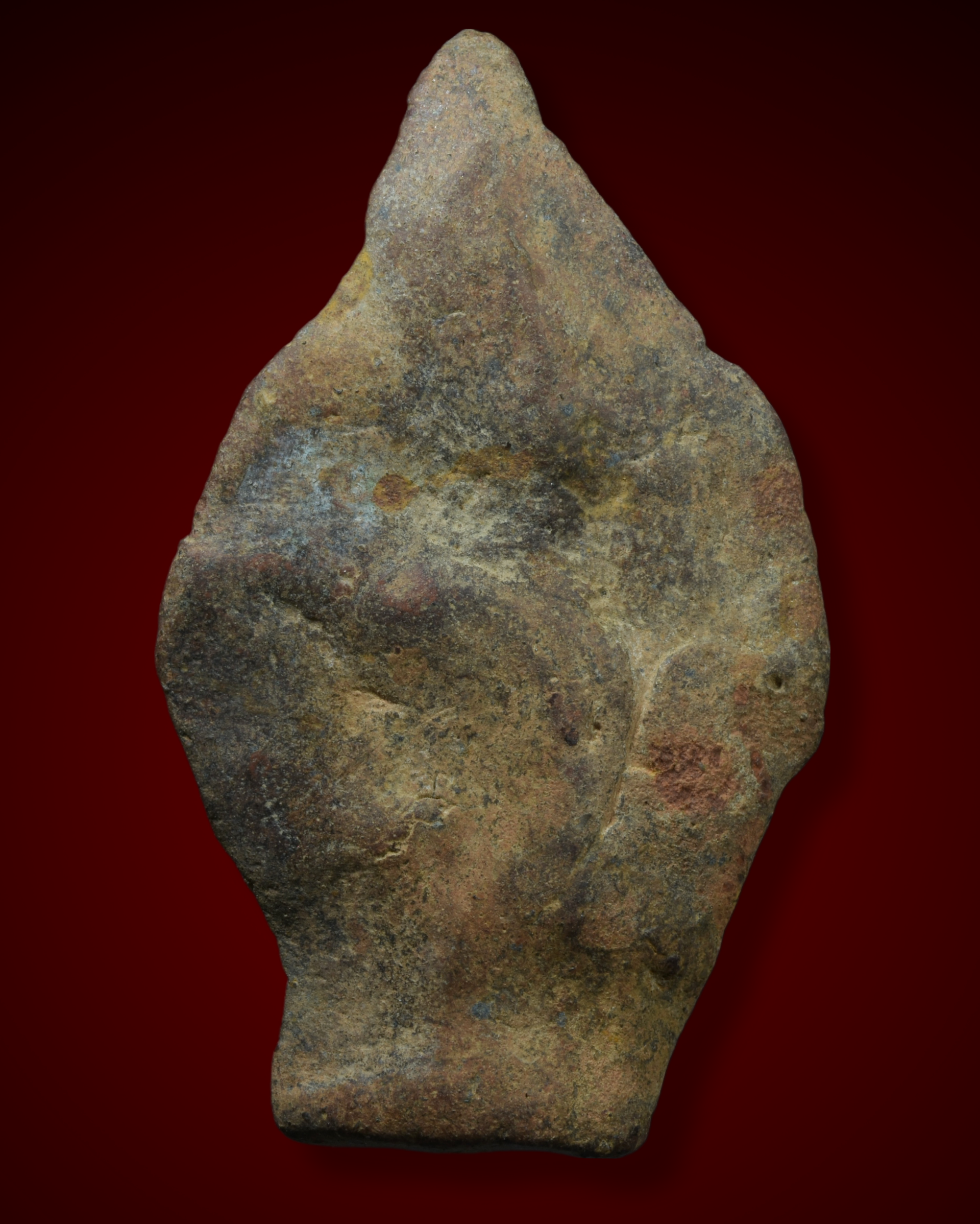 พระเหวัชระ เนื้อดิน