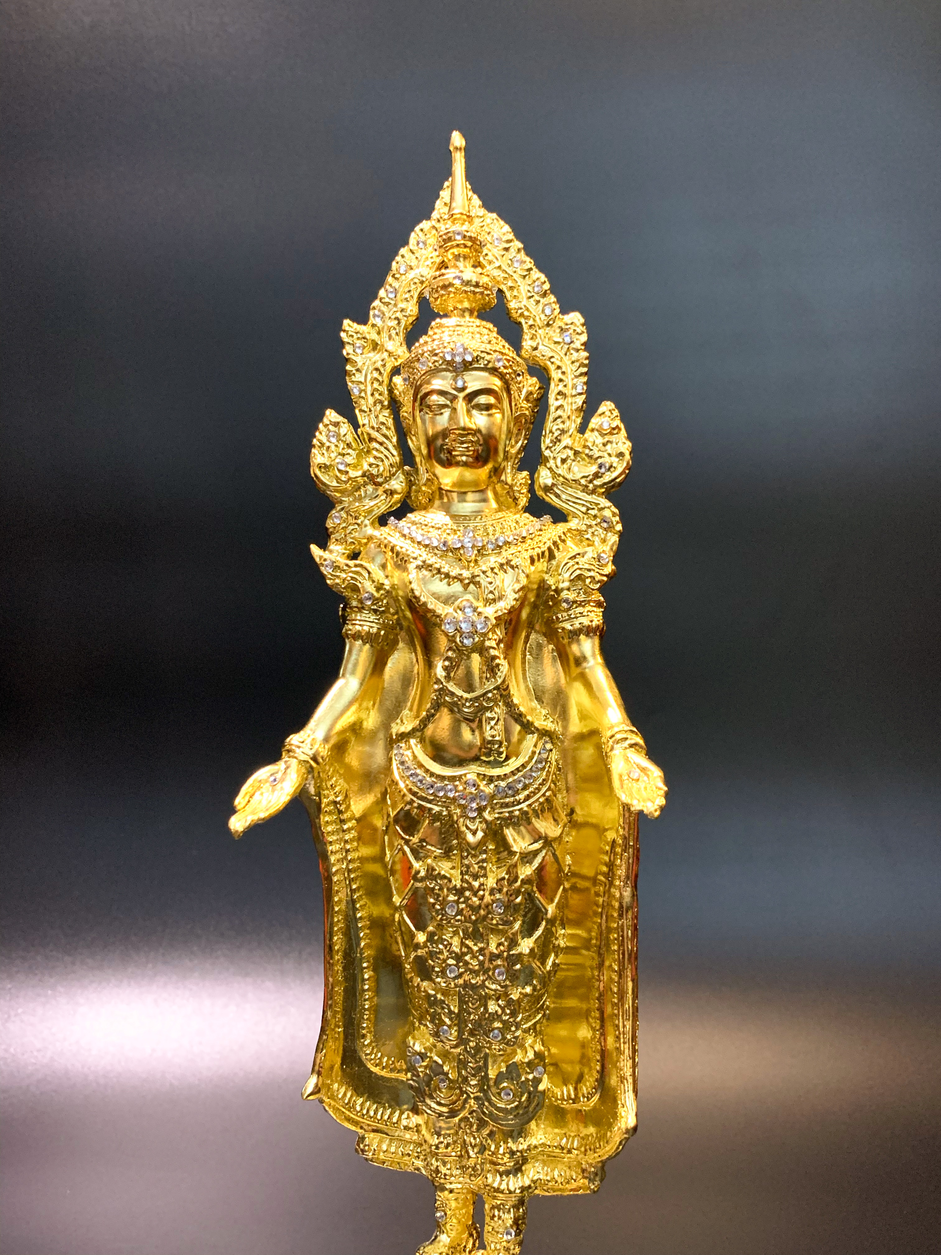 พระพุทธมหาจักรพรรดิ ปางเปิดโลก หน้าตัก 5 นิ้ว