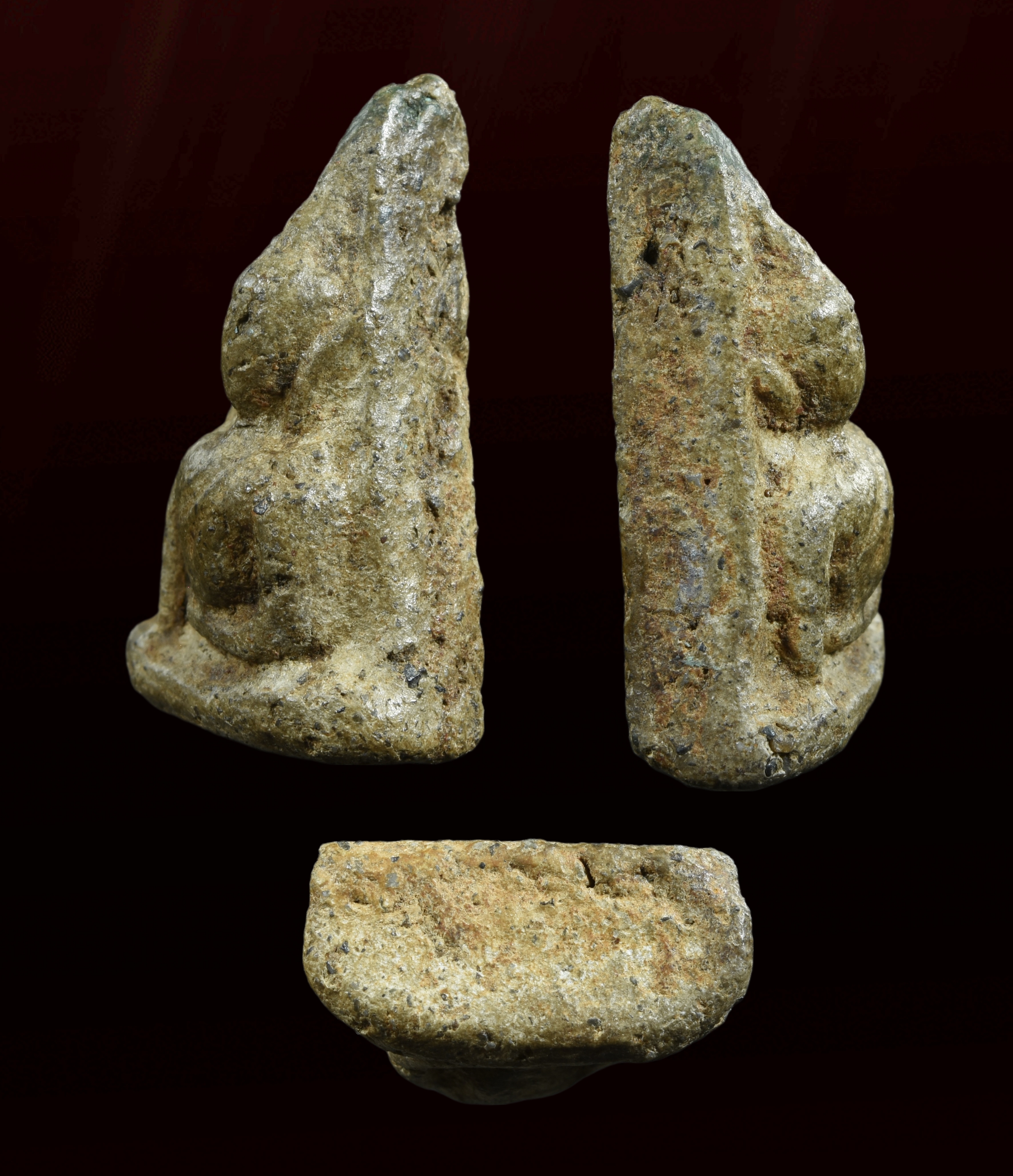 พระนางพญา พิมพ์อกนูนเล็ก