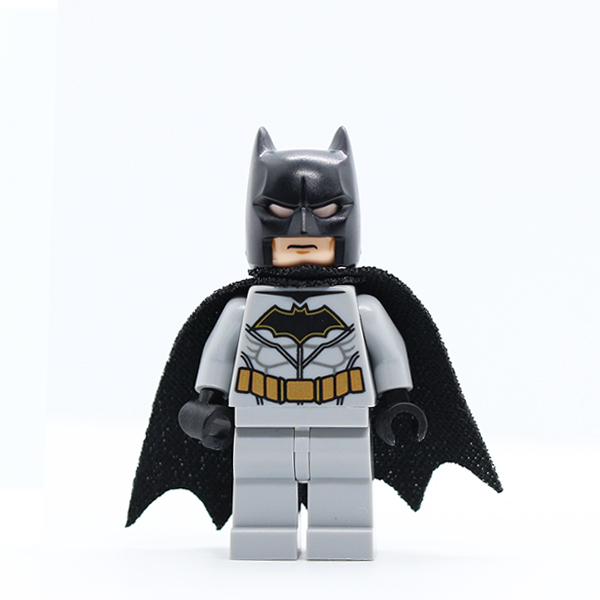 Batman - Light Bluish Gray Suit with Gold Belt, Black Crest, Mask and Cape (Type 3 Cowl)