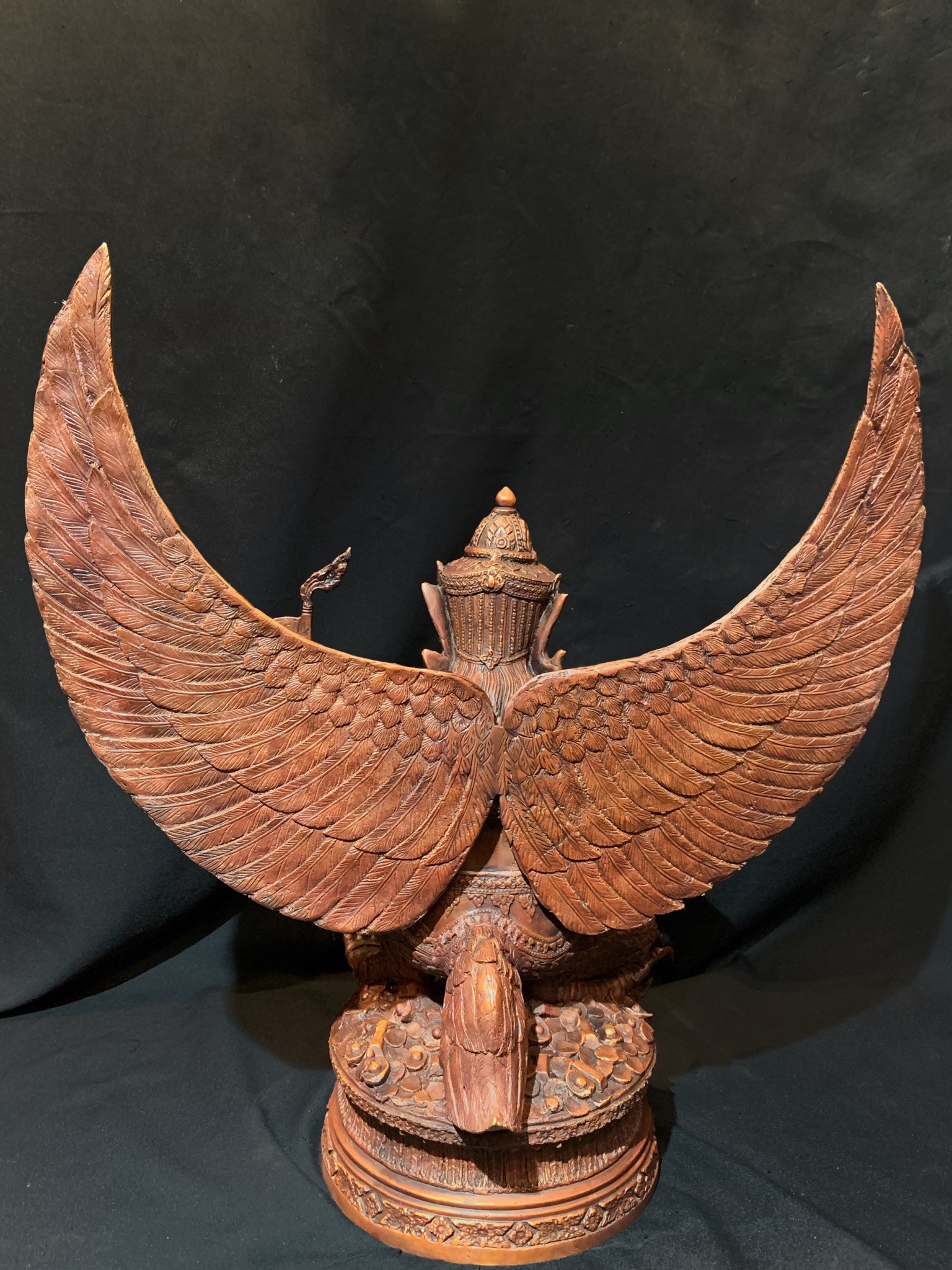 พญาครุฑ รุ่น ขุมทรัพย์มหาเทพ รวย ๑๐๐ๆ ๑๐๐ ล้าน