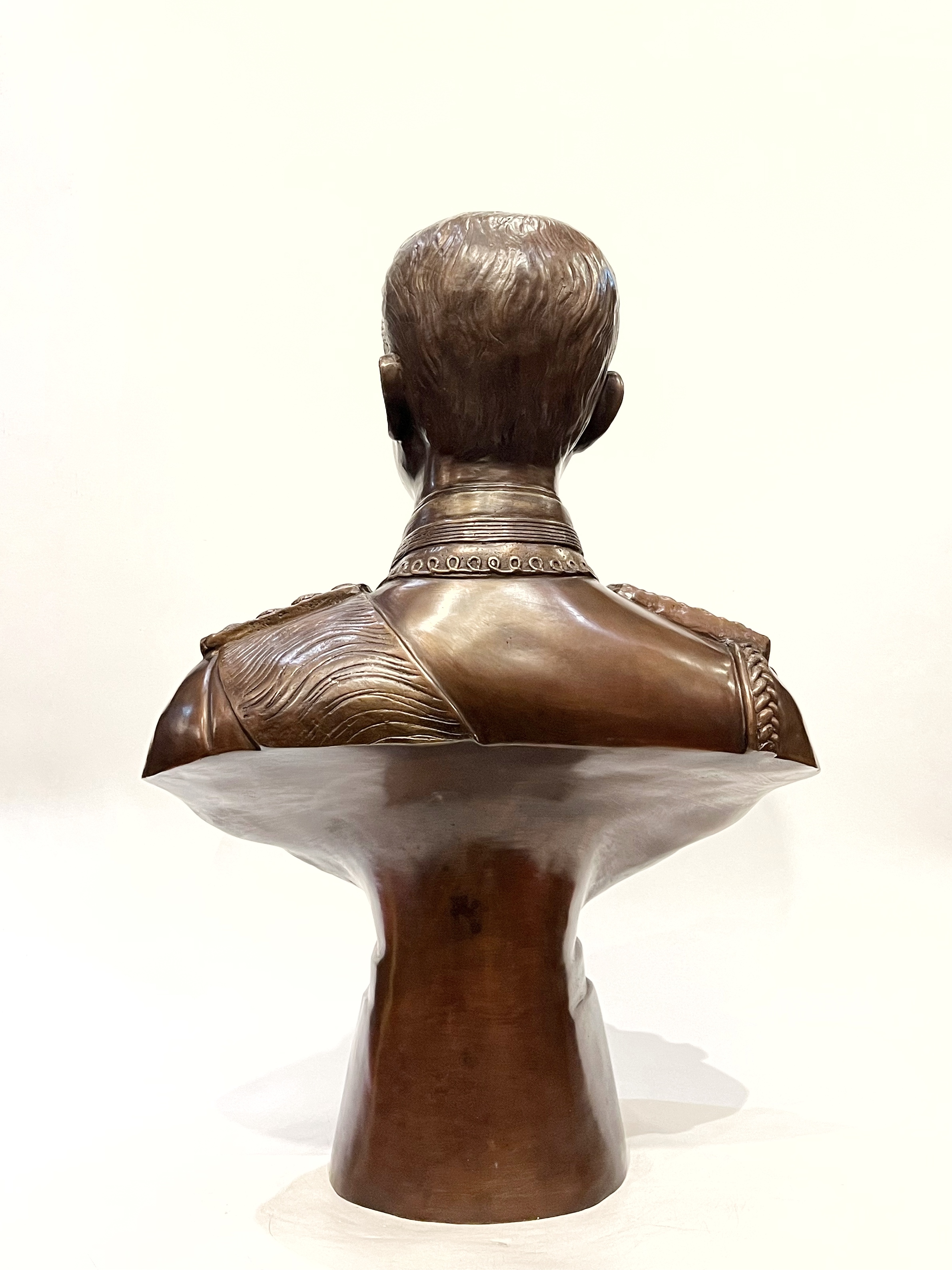 รัชกาลที่ 5 ครึ่งพระองค์ (ขนาดเท่าจริง)