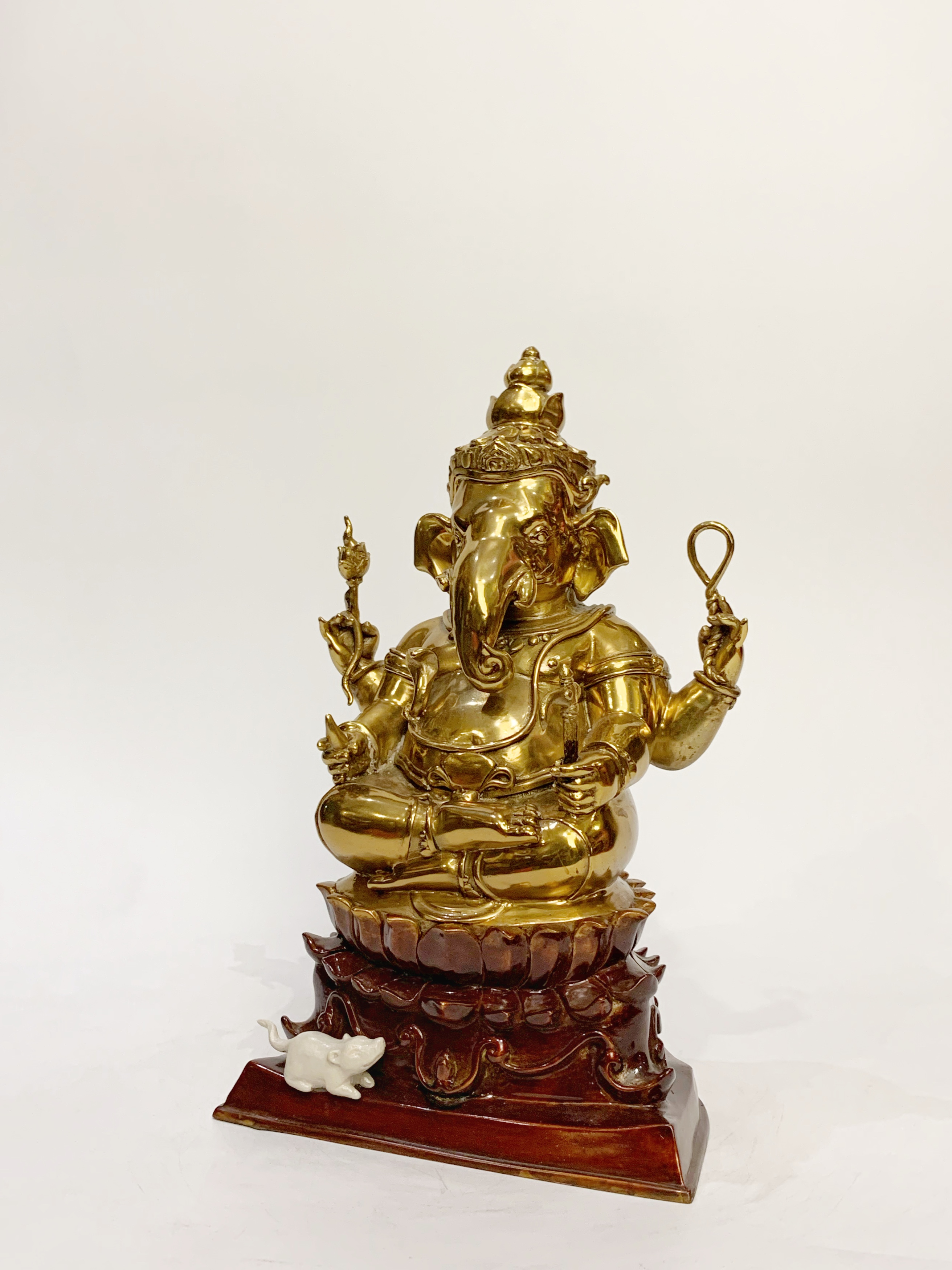 พระคเณศ อุดมปัญญา มหาสำเร็จ