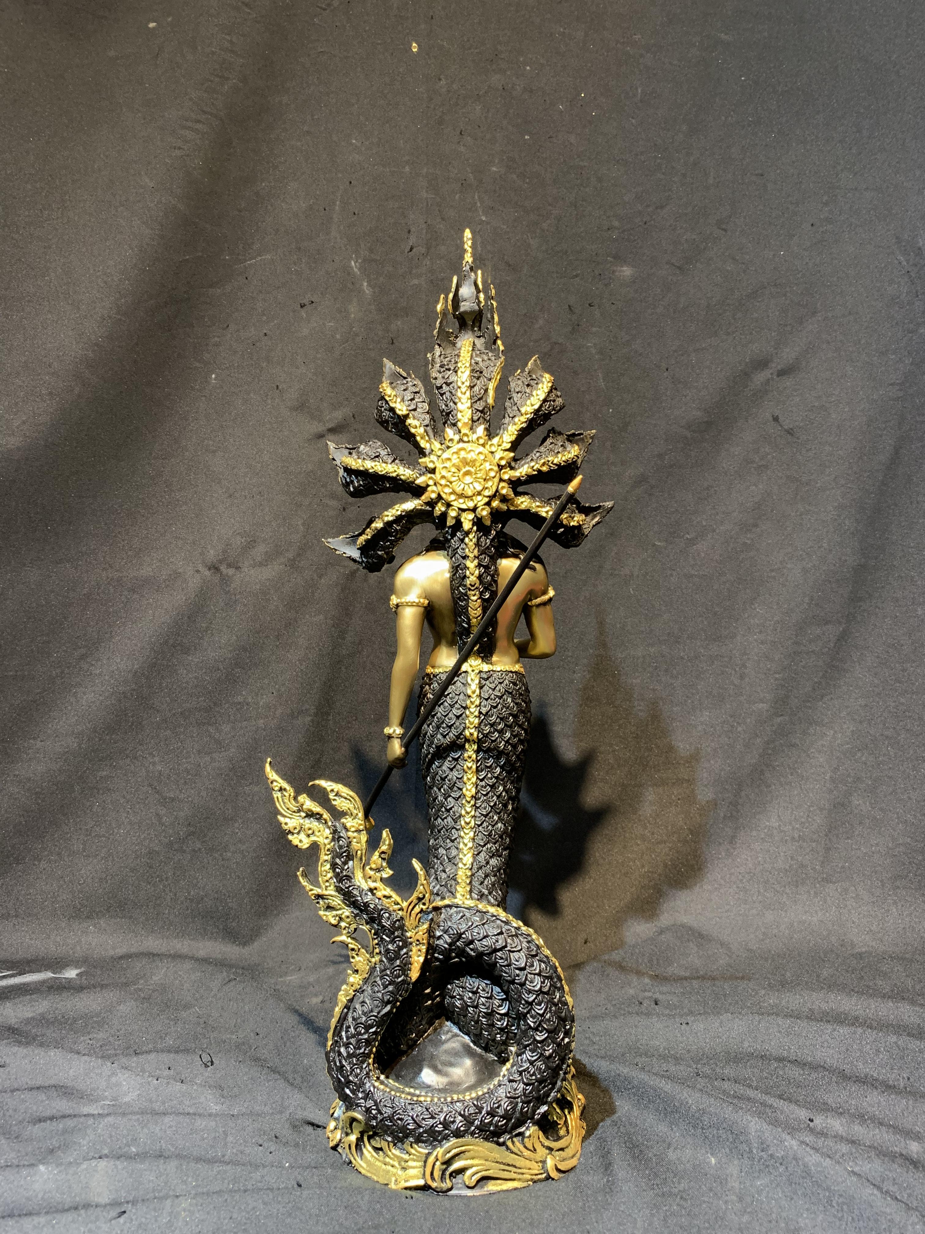 ปู่นาคราช ทรงตรีศูล หน้าตัก 9 นิ้ว (ปรก 7 เศียร)