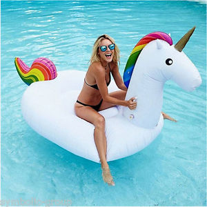 ห่วงยางยูนิคอร์นสีรุ้ง ขนาดใหญ่ Inflatable Giant Unicorn Rainbow Float