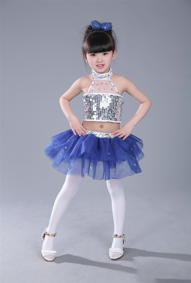 ชุดแฟนซีเด็ก ชุดเชียร์เด็ก ชุดแดนซ์เซอร์เด็ก กีฬาสีเด็ก สีน้ำเงิน คล้องคอ กระโปรงฟู