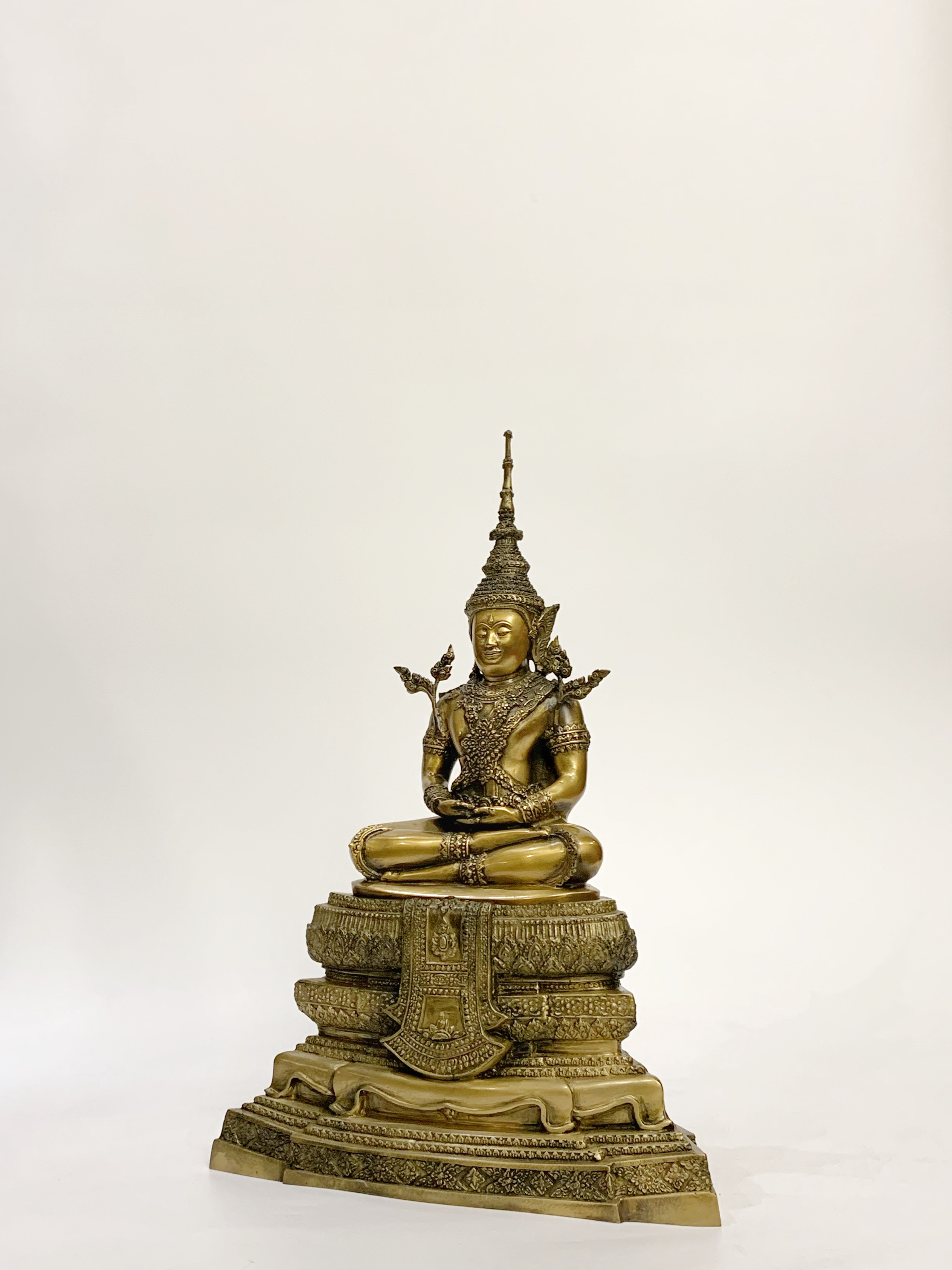 พระแก้วมรกต ทรงเครื่องฤดูร้อน หน้าตัก 5 นิ้ว