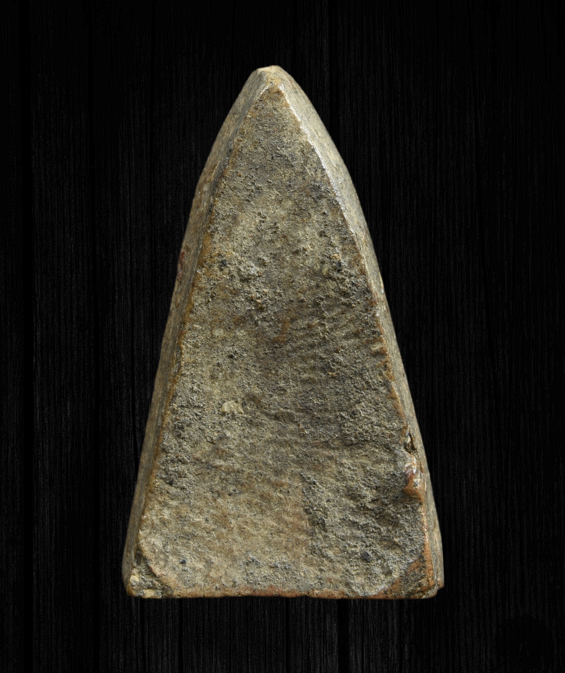 พระผงสุพรรณ เนื้อดิน