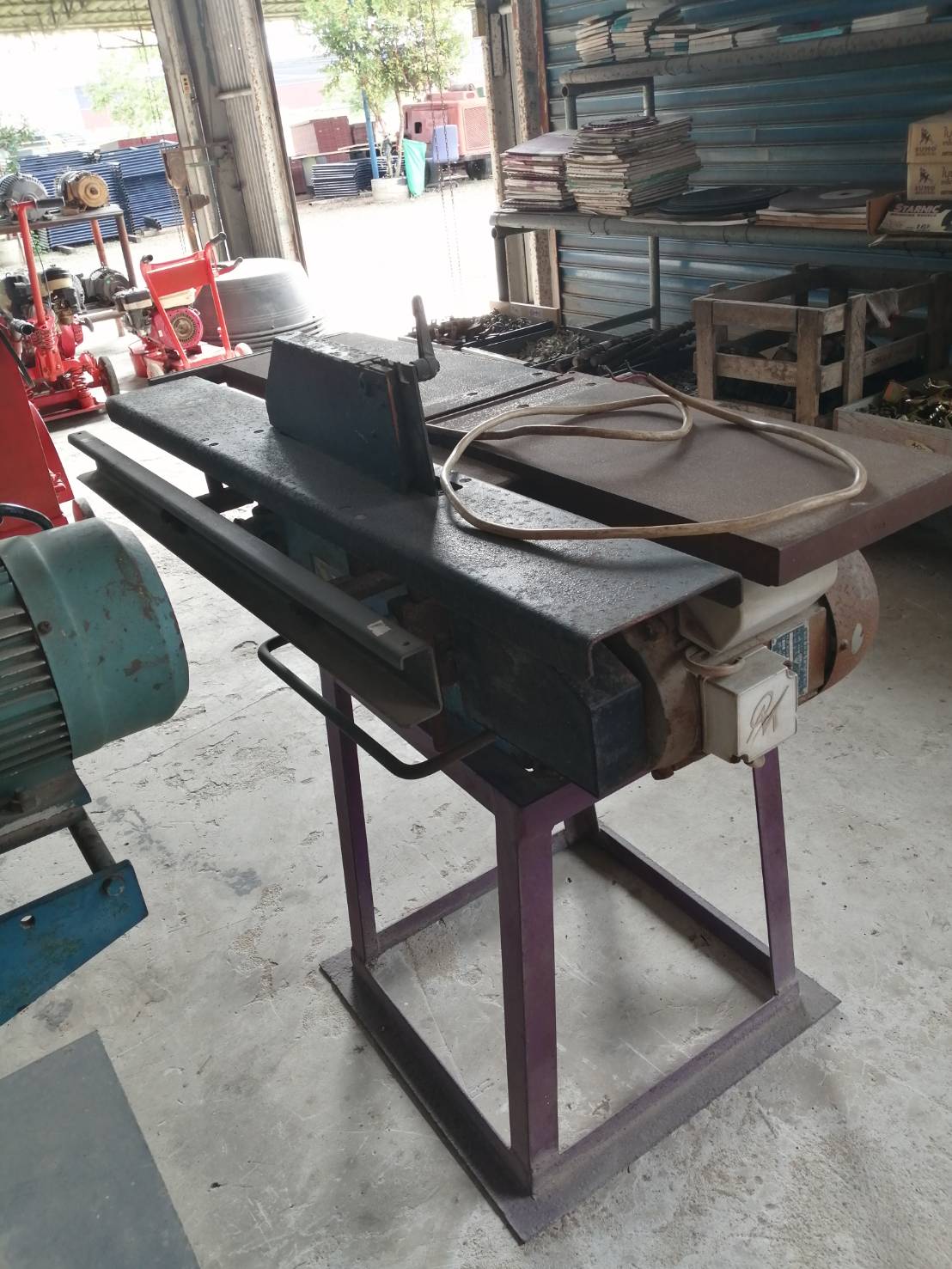 แท่นเลื่อย+แท่นผ่าไม้ สีน้ำเงิน