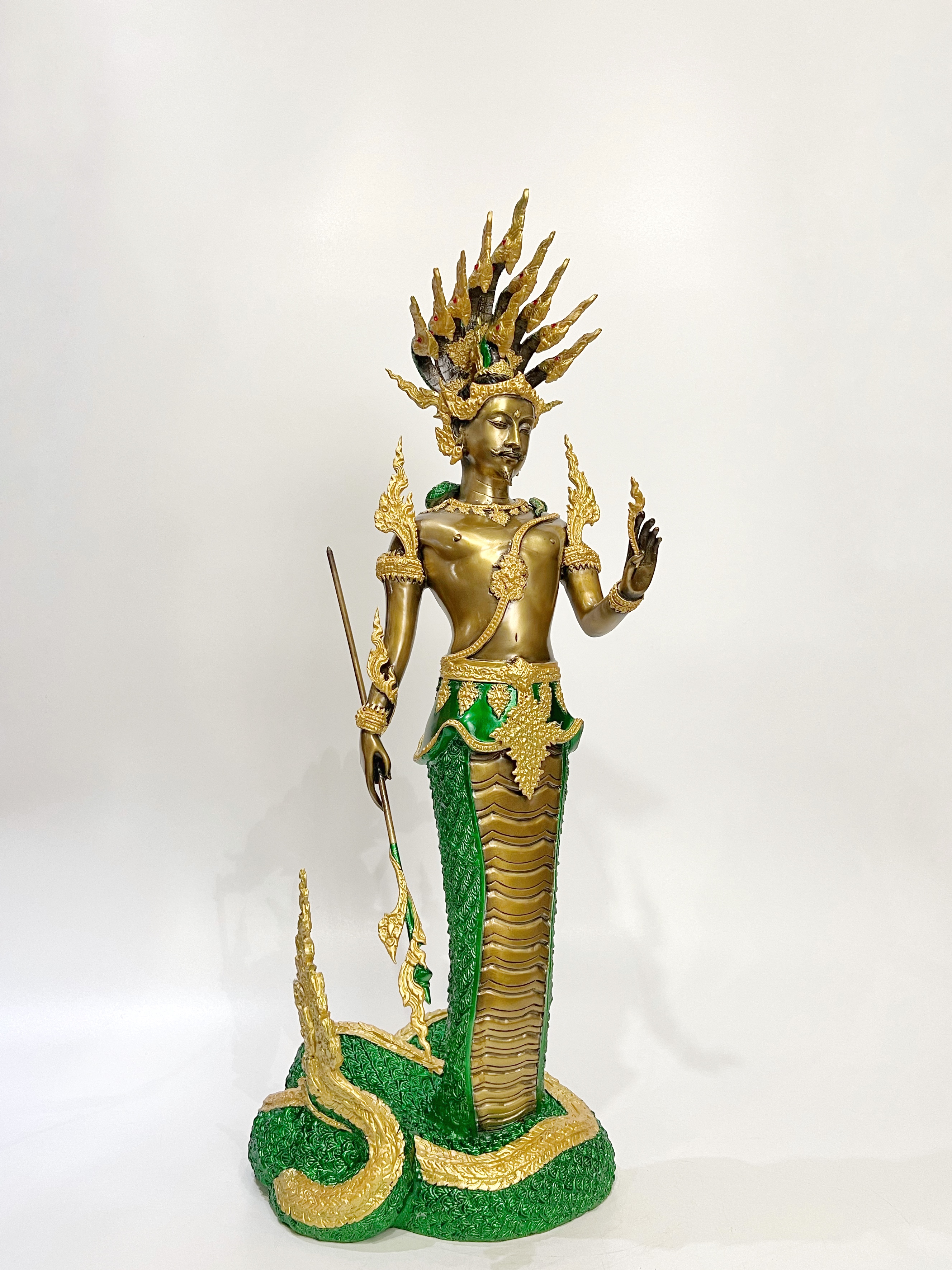 ปู่ ย่า นาคราช หน้าตัก 12 นิ้ว