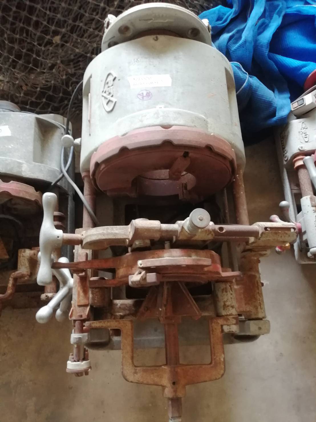 ต๊าปเกลียวเล็ก (REX6")