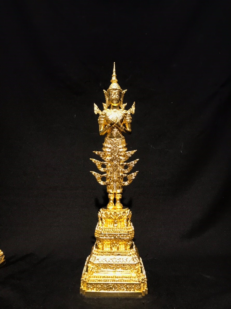 พระพุทธรูปปางรำพึง ทรงเครื่องจักพรรดิ์ หน้าตัก 5 นิ้ว