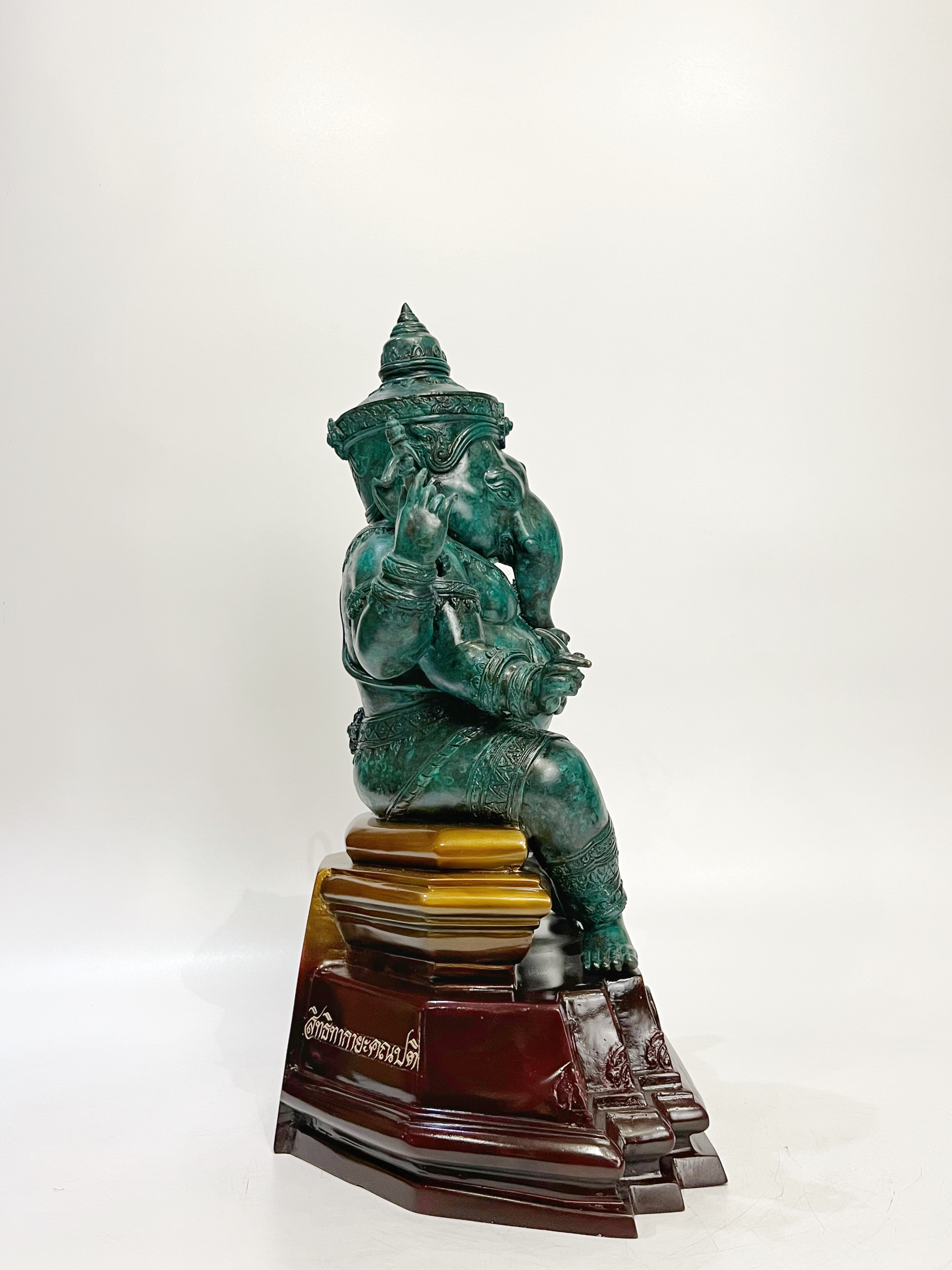 พระพิฆเนศ : พระสิทธิทากายะคณปติ หน้าตัก 9 นิ้ว (หมายเลข 9)