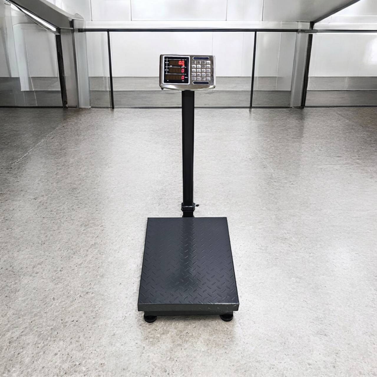 เครื่องชั่งดิจิตอลคิดเงินอัตโนมัติ 300 kg. ค่าละเอียด 100 g. แท่นชั่งเสาพับ 45x60 cm.