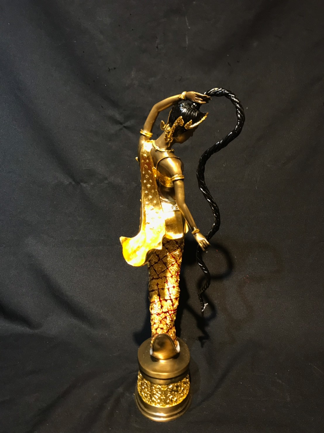 พระแม่ธรณีปราบมาร หน้าตัก 7 นิ้ว