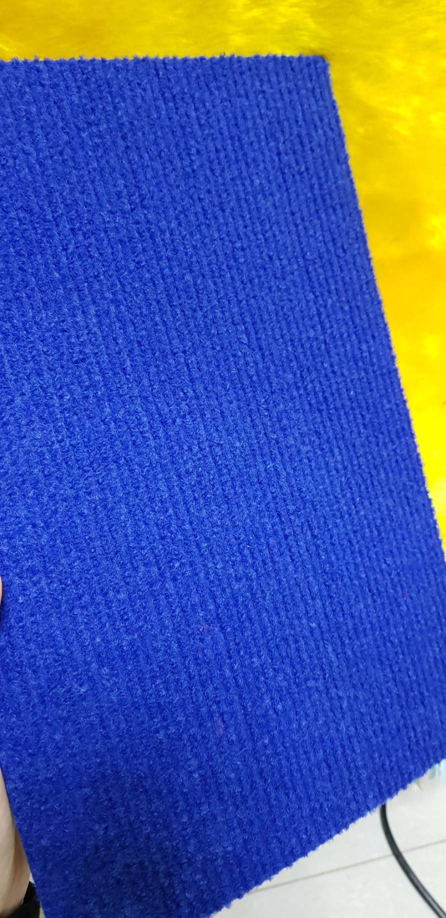 พรมขนห่วง ชนิดพรมอัดลอน พรมลูกฟูก สีน้ำเงินสด