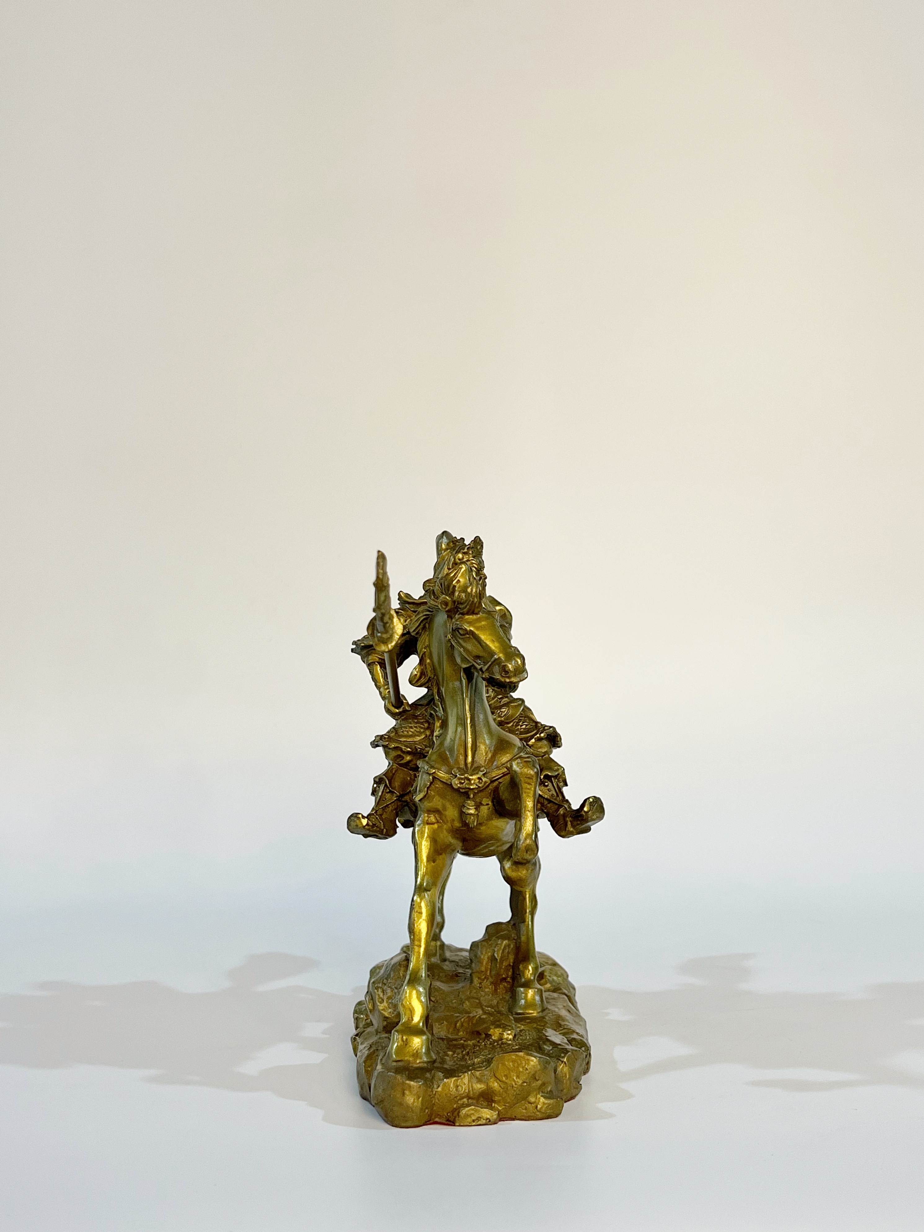 เทพเจ้ากวนอู ทรงม้า สูง 22 cm