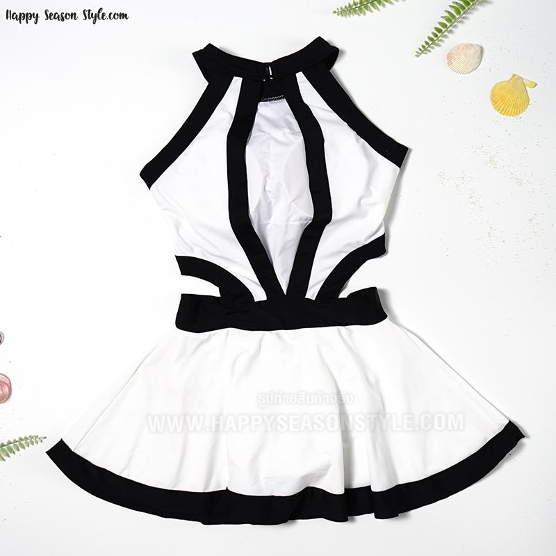 ชุดว่ายน้ำ วันพีช กระโปรง เว้าเอว สีขาว ขลิบดำ