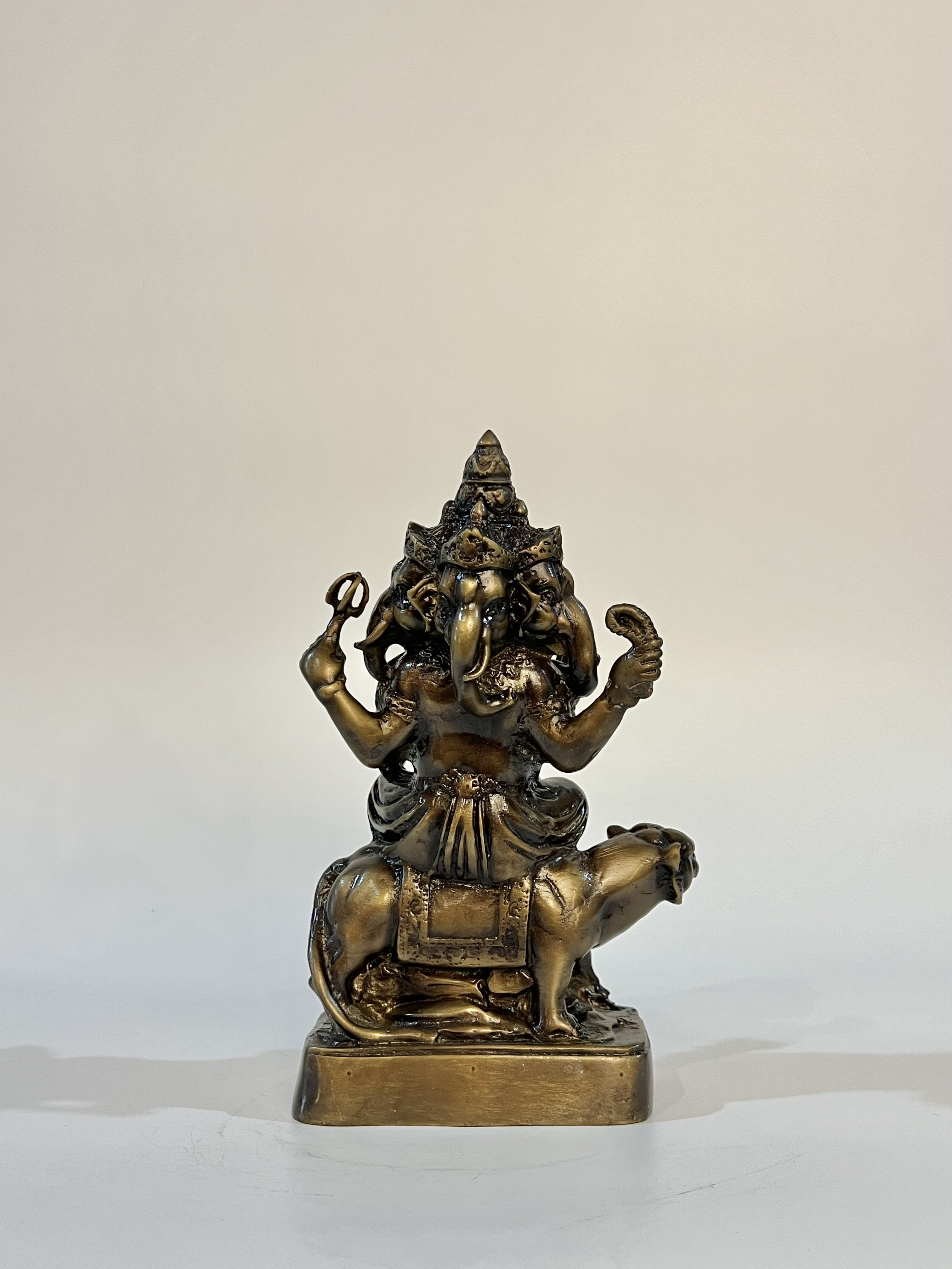 พระพิฆเนศ นั่งเสือ หน้าตัก 4 นิ้ว