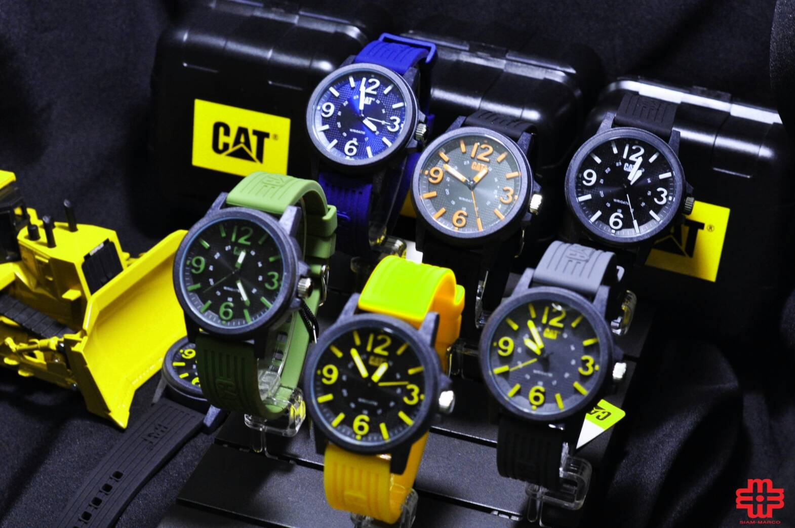 CAT Watches LF.111.23.133 Groovy Black / Military Green Caterpillar watches