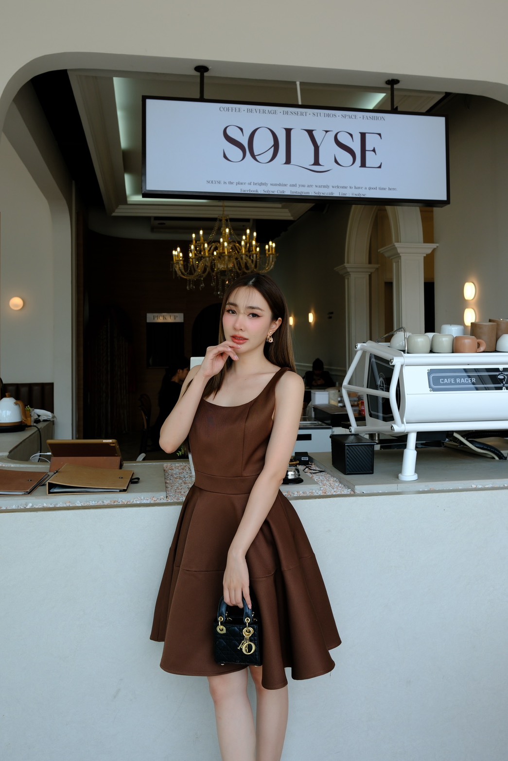 Morin dress #4805 เดรสสั้นผ้าพรีเมี่ยมอัดกาวอย่างดี ทรงสวยแบบตะโกน ช่วงบนเก็บหุ่นสไตล์Corset thitiya