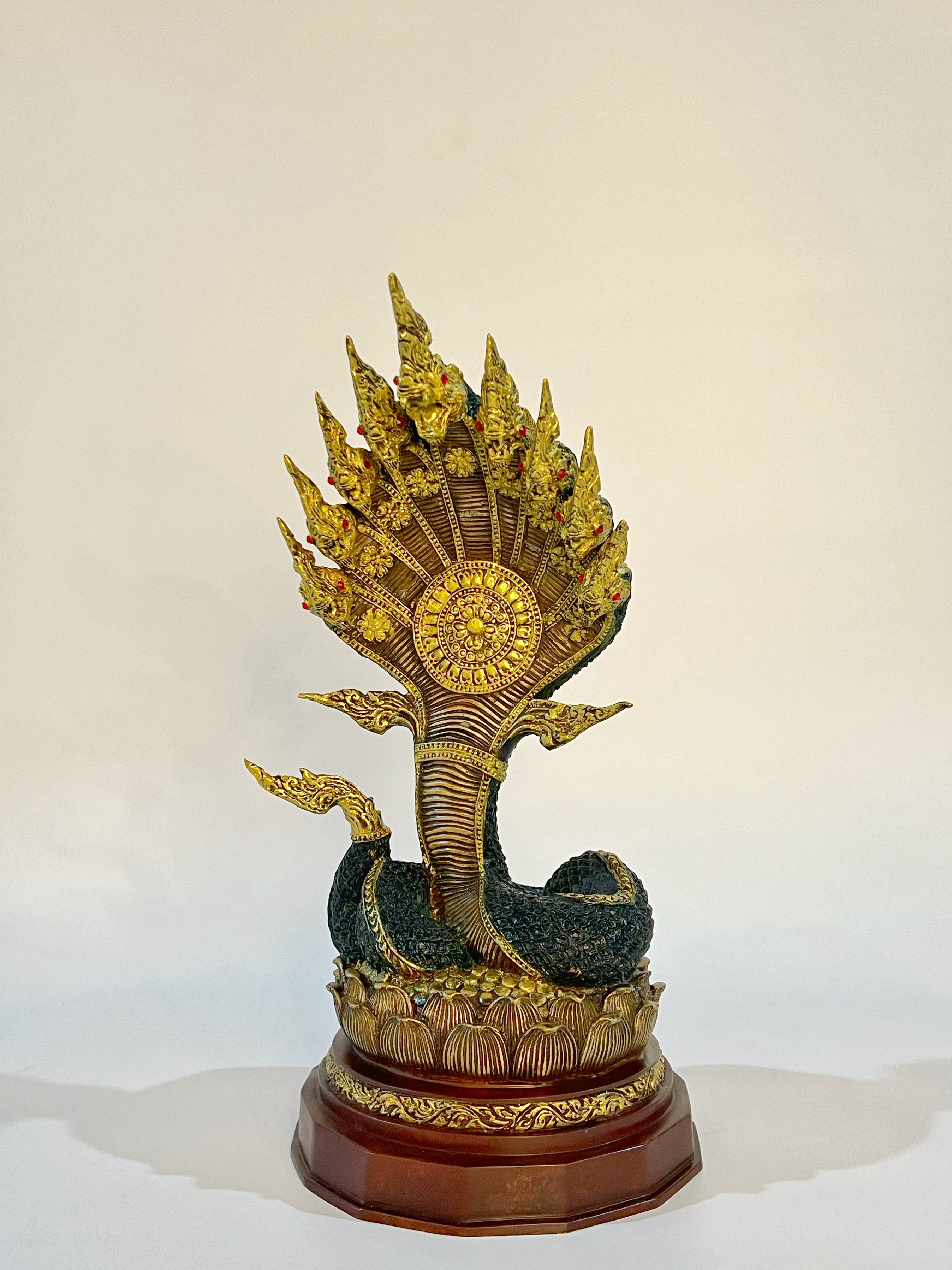 พญานาค 9 เศียร