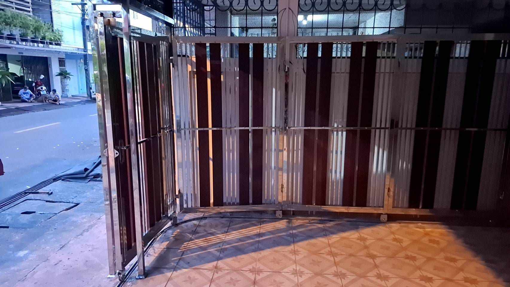 ประตูรีโมท มอเตอร์รีโมท ประตูรั้วไฟฟ้า (เขตดอนเมือง) กรุงเทพ และปริมณฑล ช่างสแตนเลส (กทม.) 0951955898