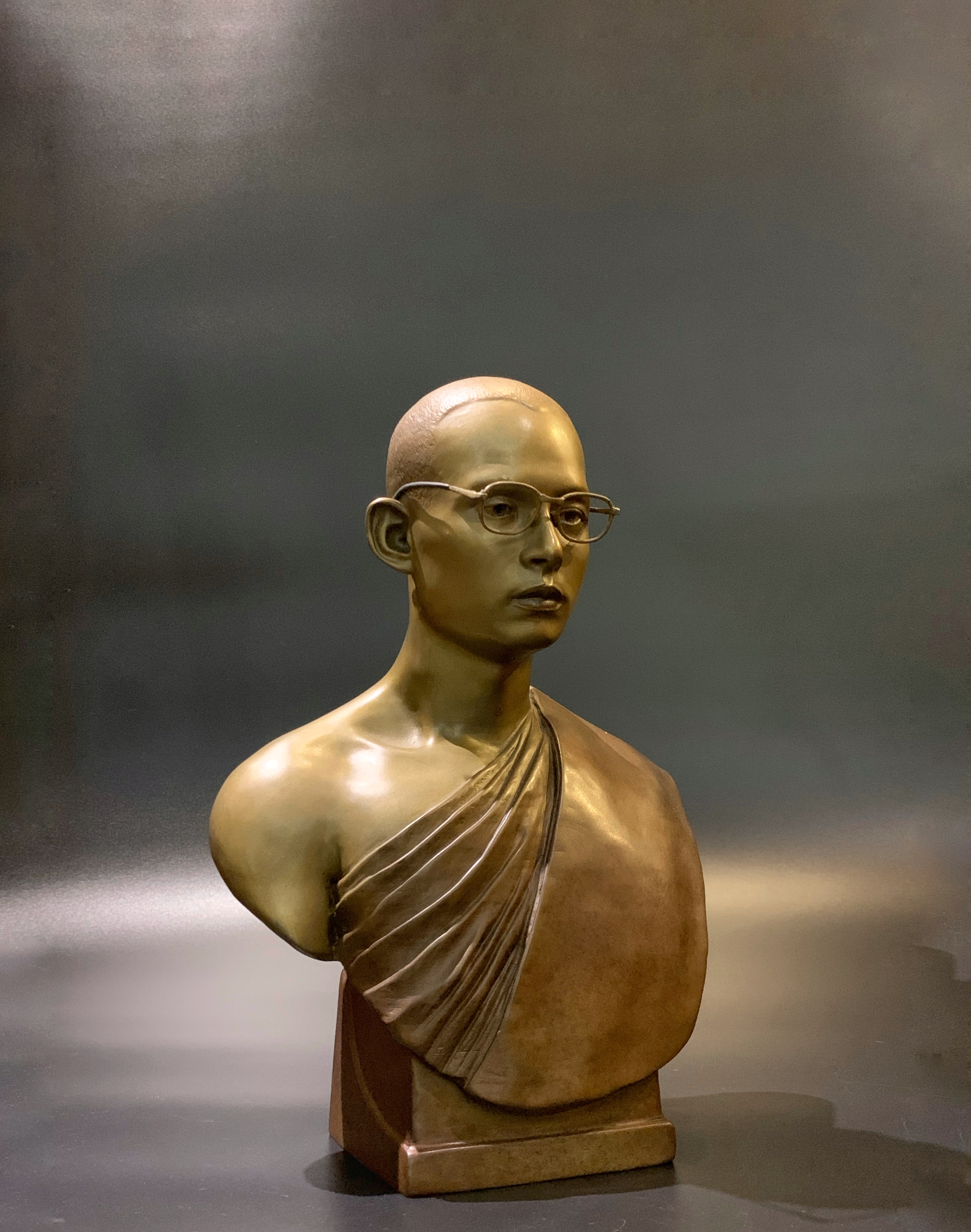 รัชกาลที่ 9 ทรงผนวช (องค์เล็ก หมายเลข 135)