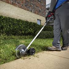 MILWAUKEE FUEL™ M18 FOPH2-0 เครื่องมืองานสวนอเนกประสงค์ระบบ QUIK-LOK™ (เครื่องเปล่า)