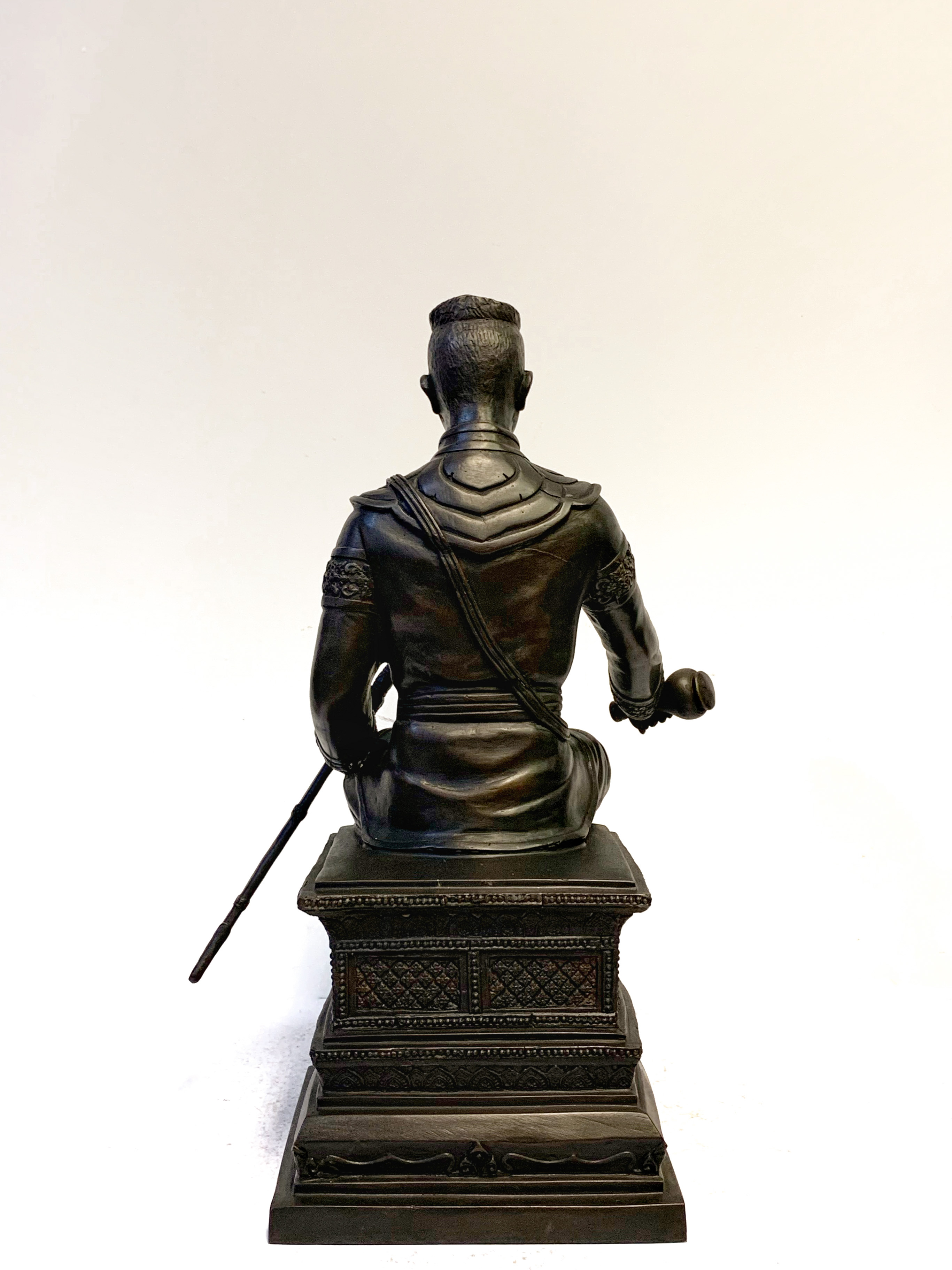 พระนเรศวรมหาราช นั่งบัลลังก์ หลั่งทักษิโณทก หน้าตัก 9 นิ้ว