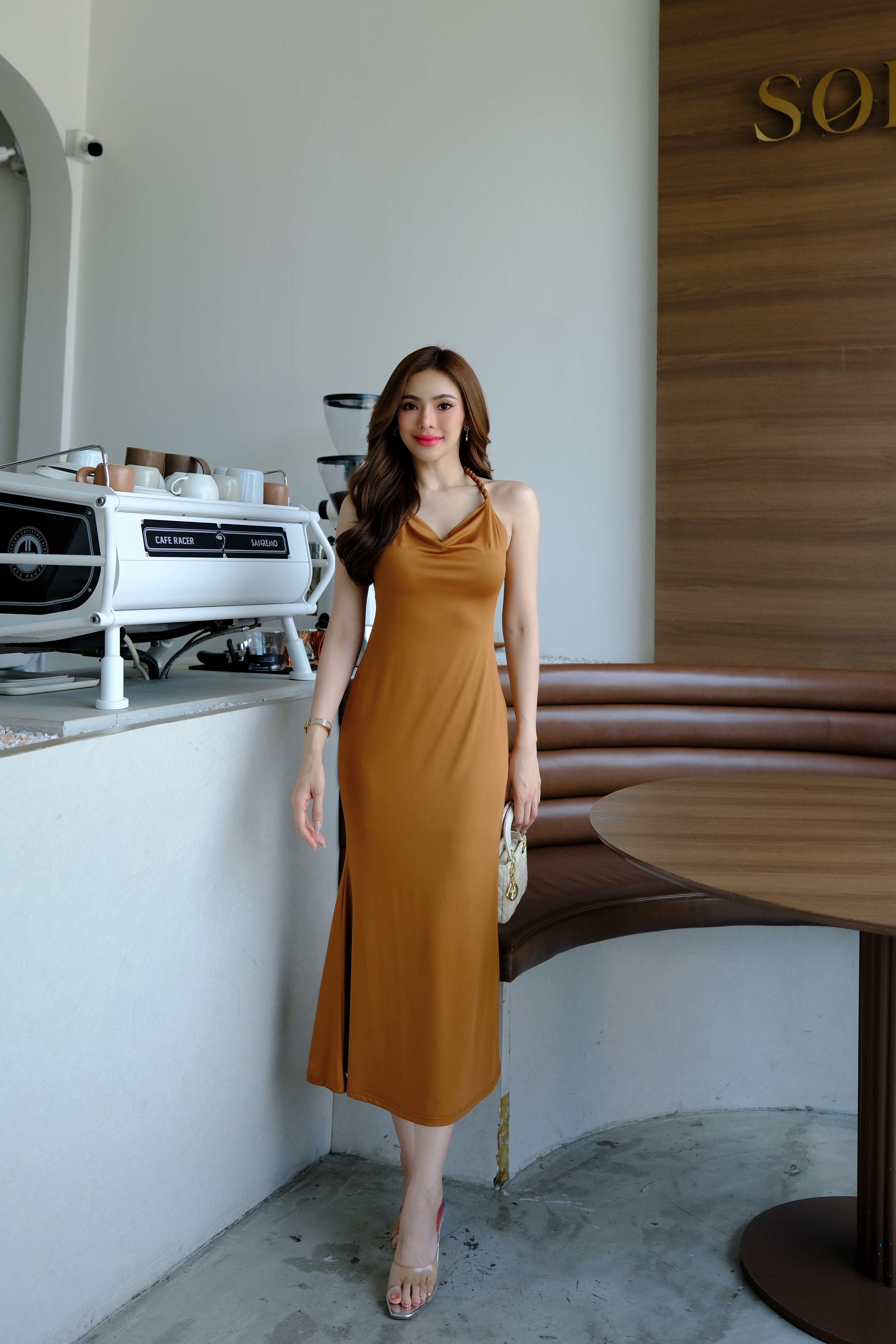 #5100 Canit Dress - เดรสยาวคล้องคอ ทรงคอถ่วงเนื้อผ้าพรีเมี่ยมยืดหยุ่นสูง ชายทรงหางปลาเบาๆ thitiya