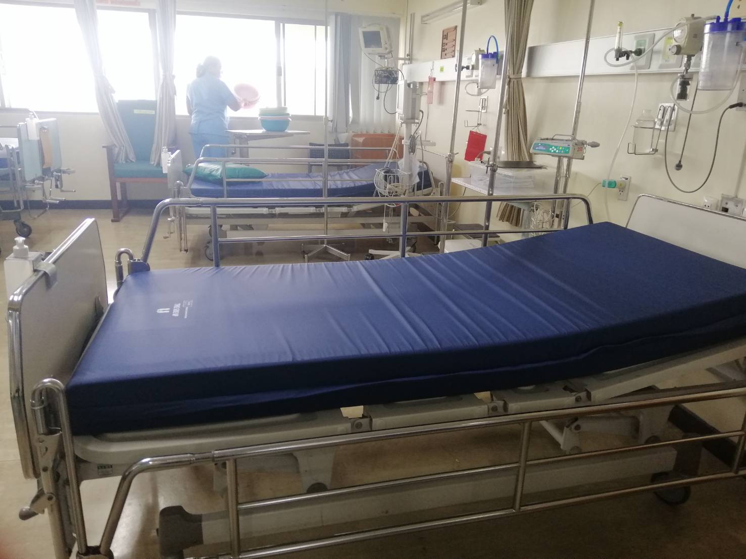 ที่นอนโฟมป้องกันแผลกดทับ แบรนด์ Funke Medical รุ่น Hyper Foam 2 ที่นอนโฟมพิเศษ 3 ชั้น ของแท้ รับประกันชั้นโฟมศูนย์ไทย 5 ปี แบรนด์จากประเทศเยอรมัน รุ่น TOP + แถมฟรี ตลับใส่เม็ดยา (Best Seller)