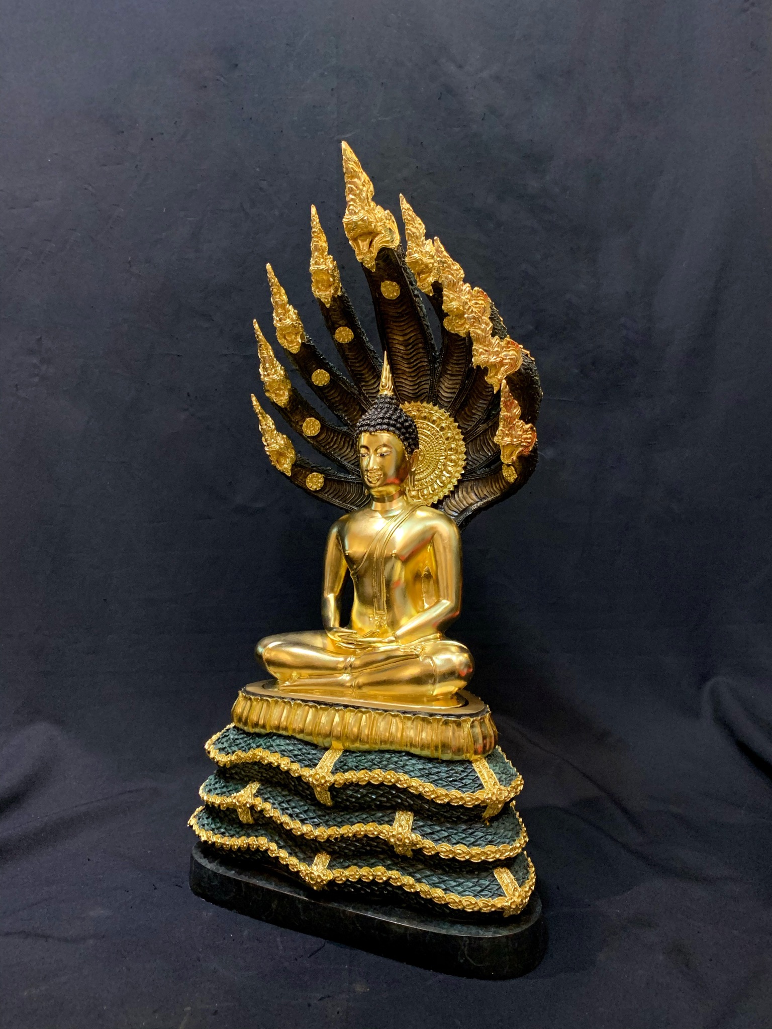 พระนาคปรก (นาค 9 เศียร) หน้าตัก 9 นิ้ว