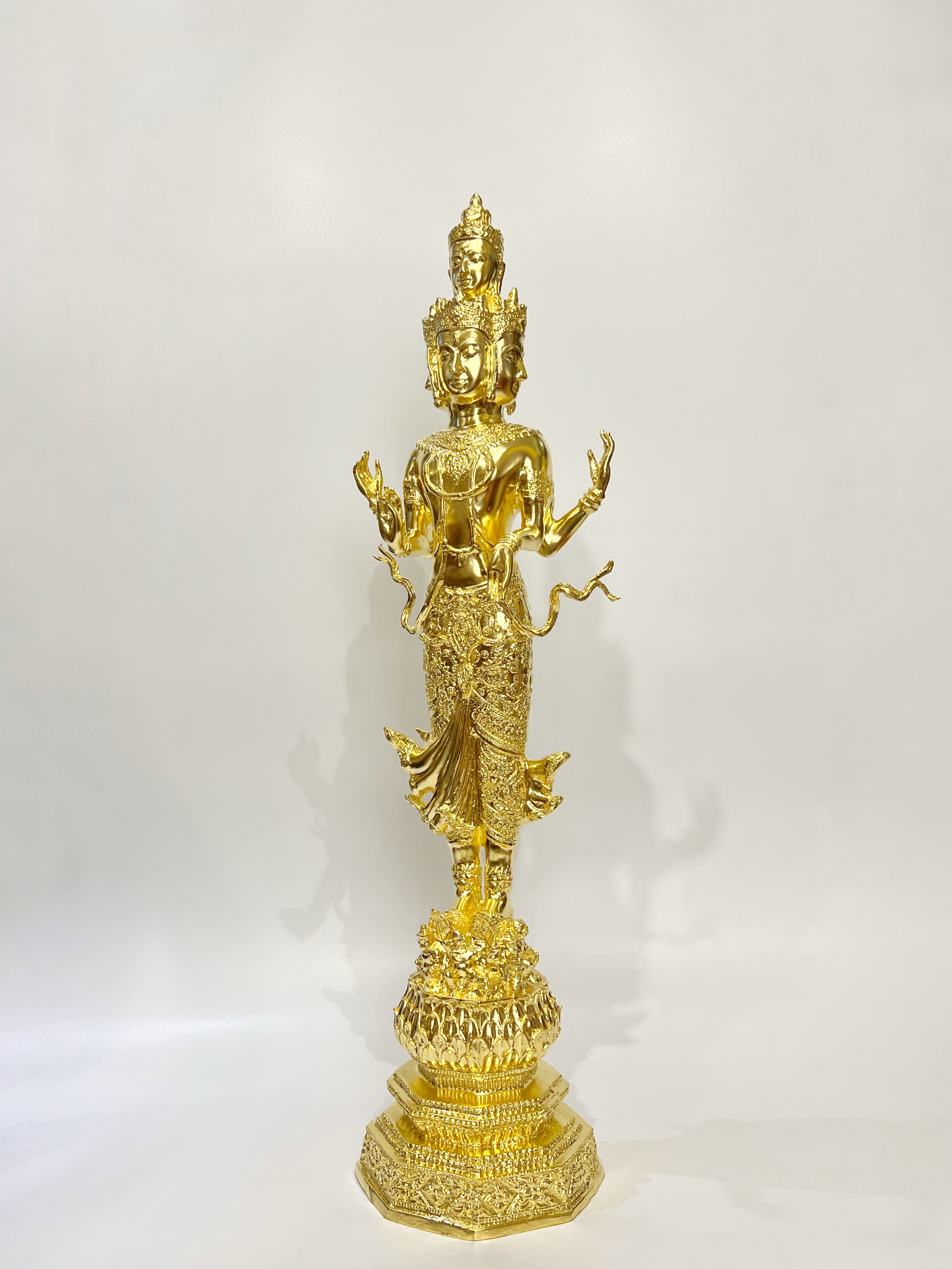 พระตรีมูรติ หน้าตัก 9 นิ้ว